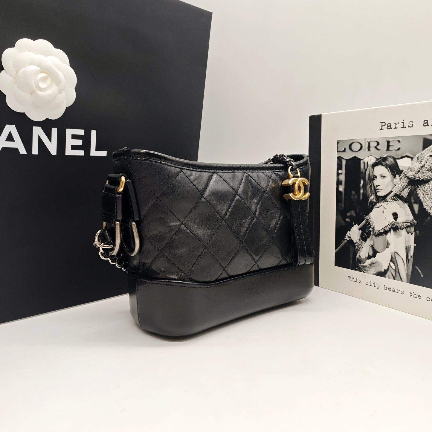 Chanel - Gabrielle Hobo Bag Small - Aged calfskin leather and smooth calfskin leather - Black with Gold-Tone Hardware - (small)