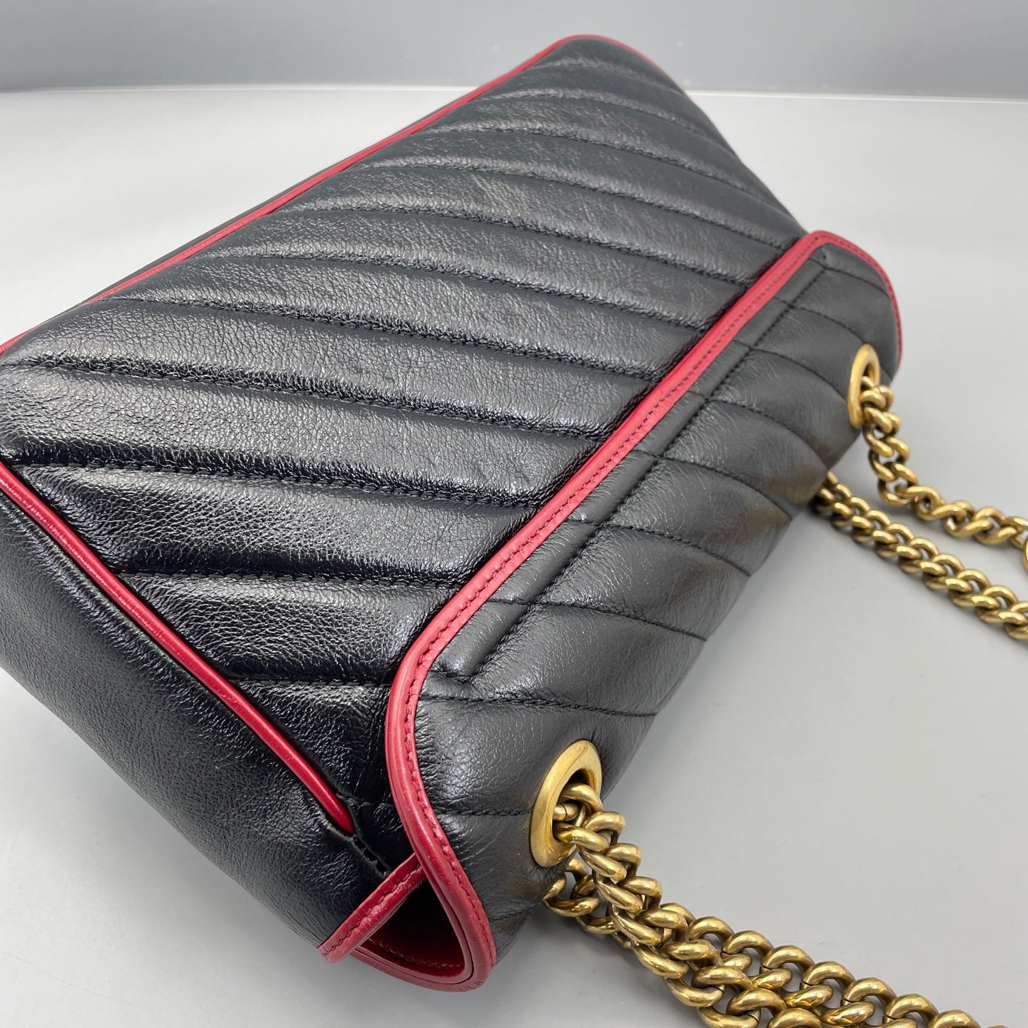 Gucci - Marmont 26 - Leather - Black - (small)