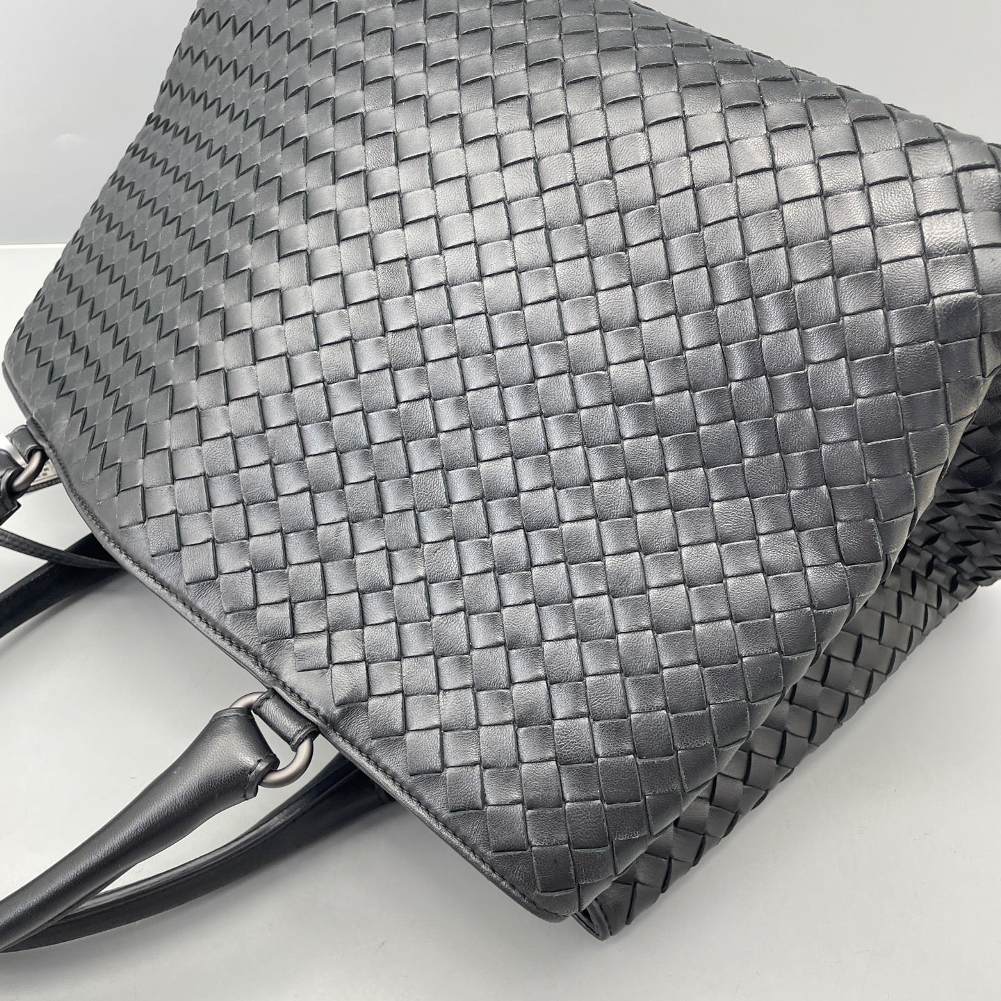Bottega Veneta - Intrecciato Tote Bag - Nappa leather - Black - (medium)