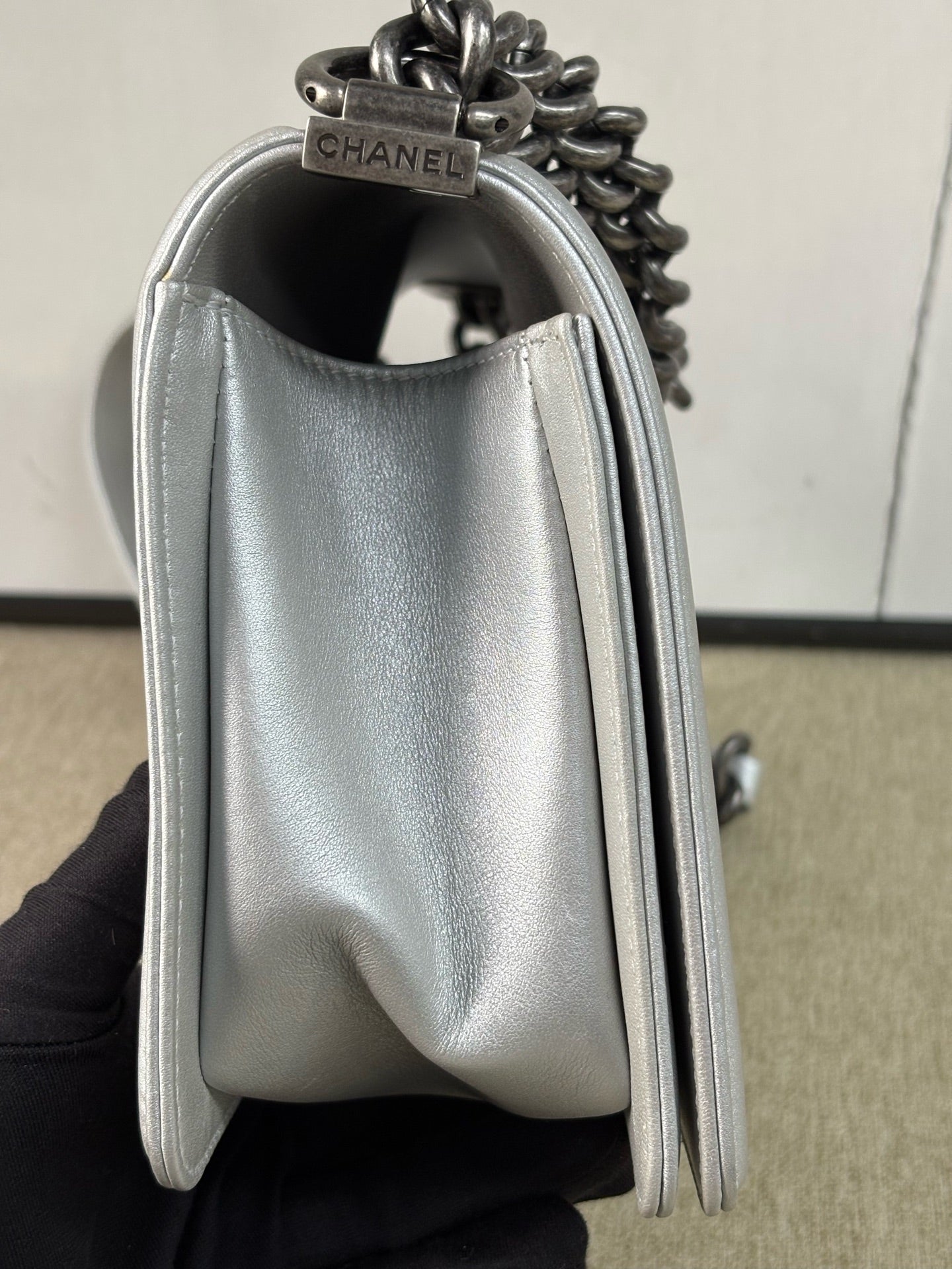 Chanel - Le Boy Medium - Lambskin leather - Silver - (Medium)