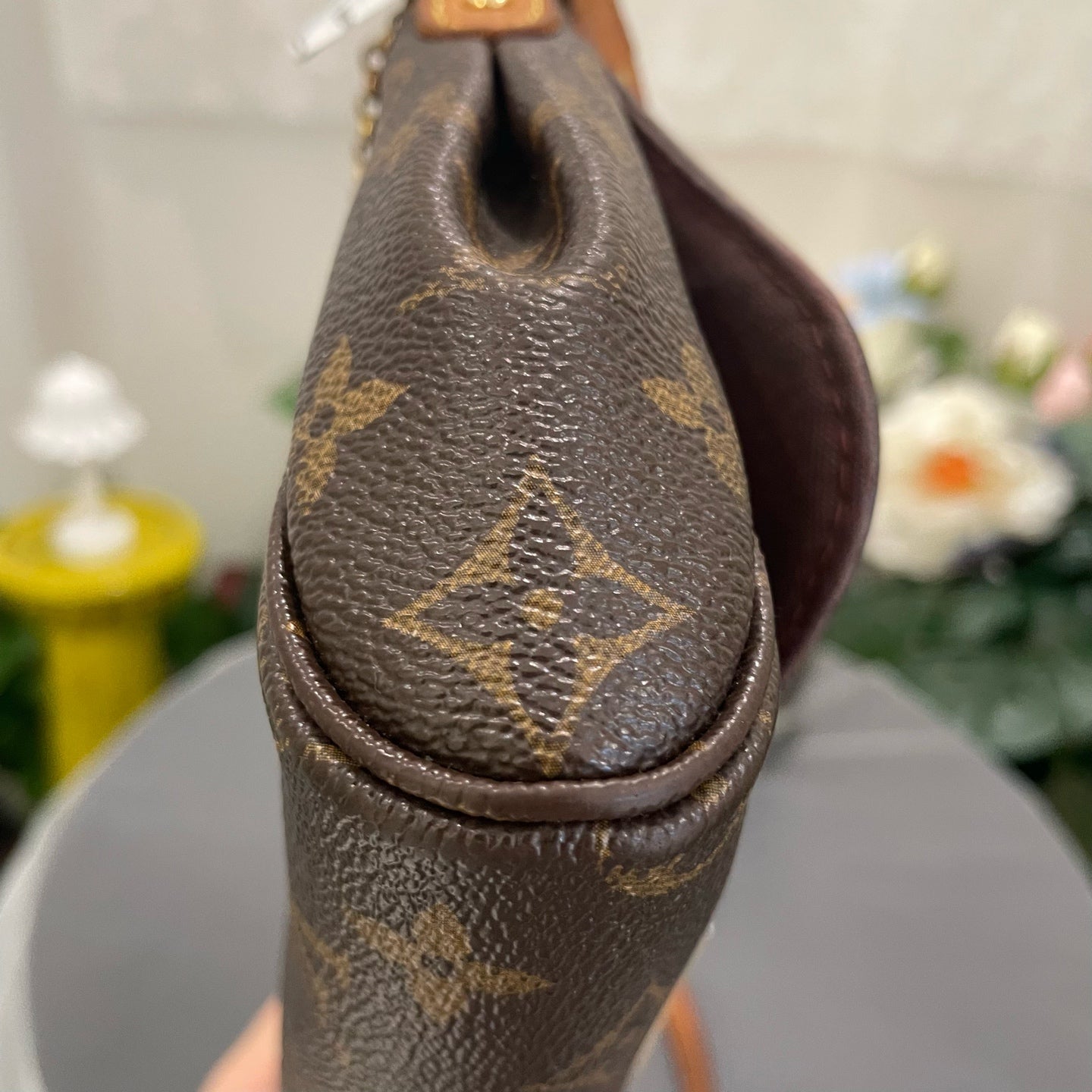 Louis Vuitton - Favorite MM - Monogram canvas with Vachetta leather trim - Brown - (medium)