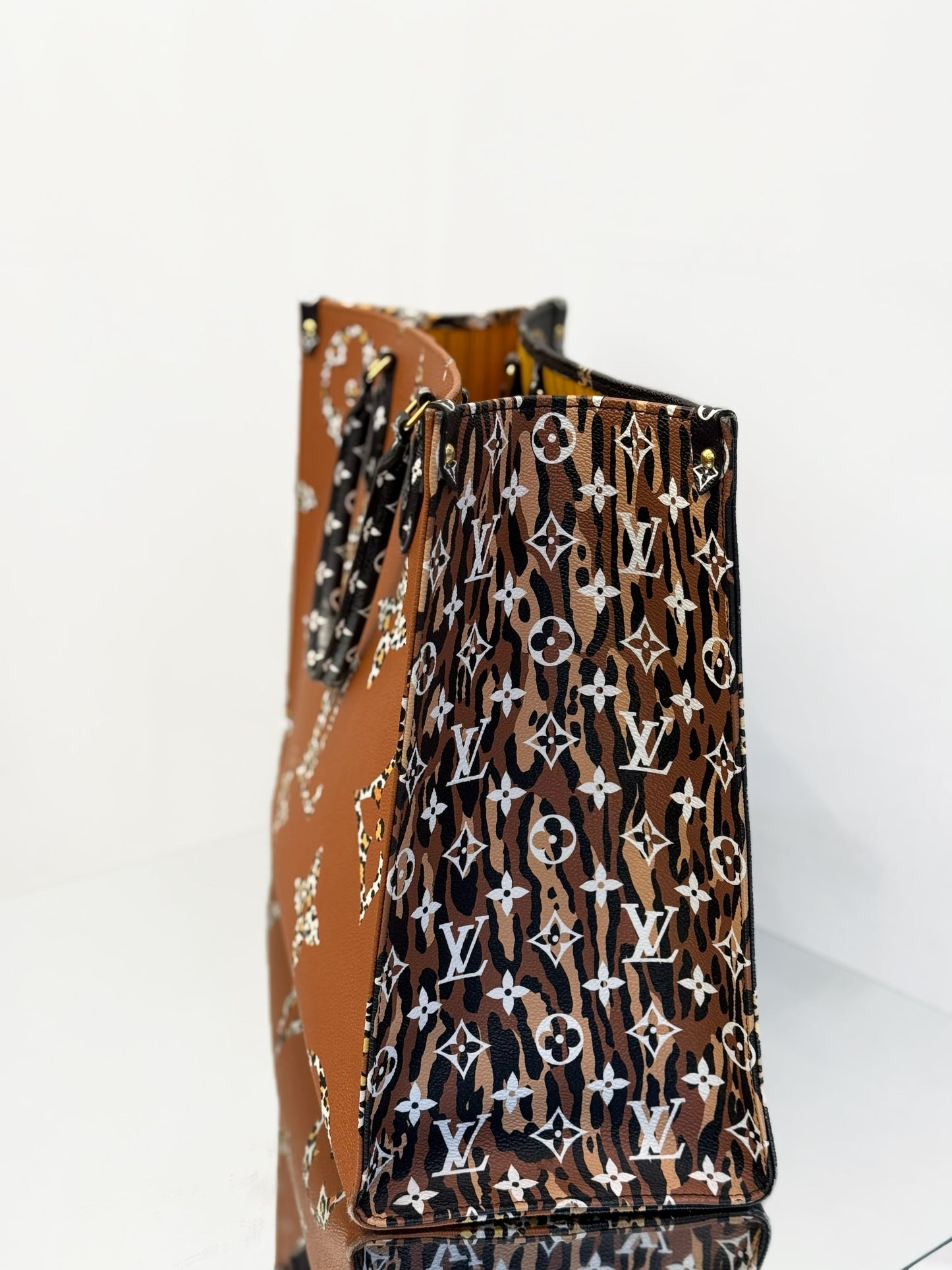 Louis Vuitton - OnTheGo Jungle Collection - Coated canvas and leather - Multicolour - (Large)