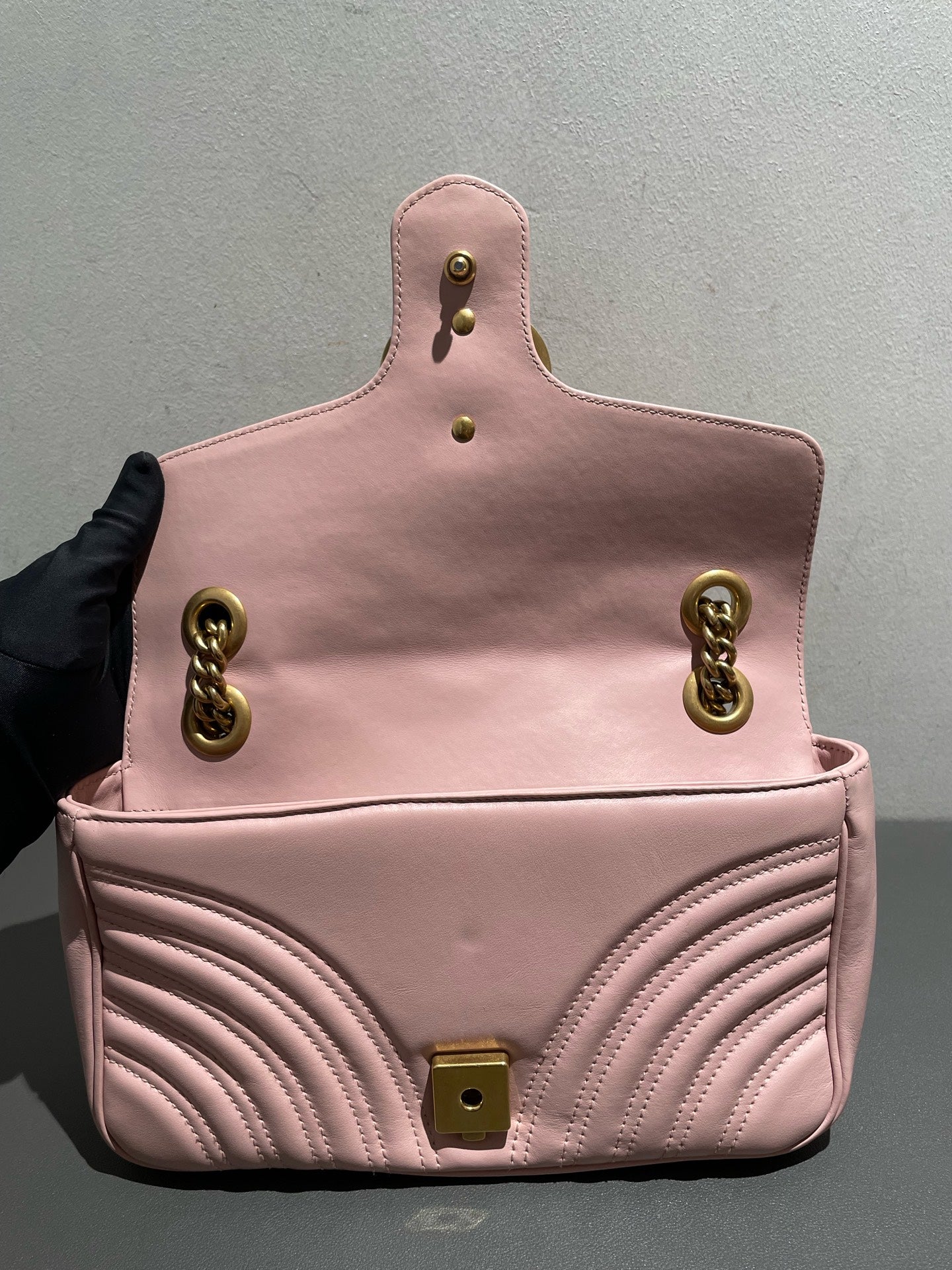 Gucci - GG Marmont Matelassé Small Shoulder Bag - Leather - Pink - (small)