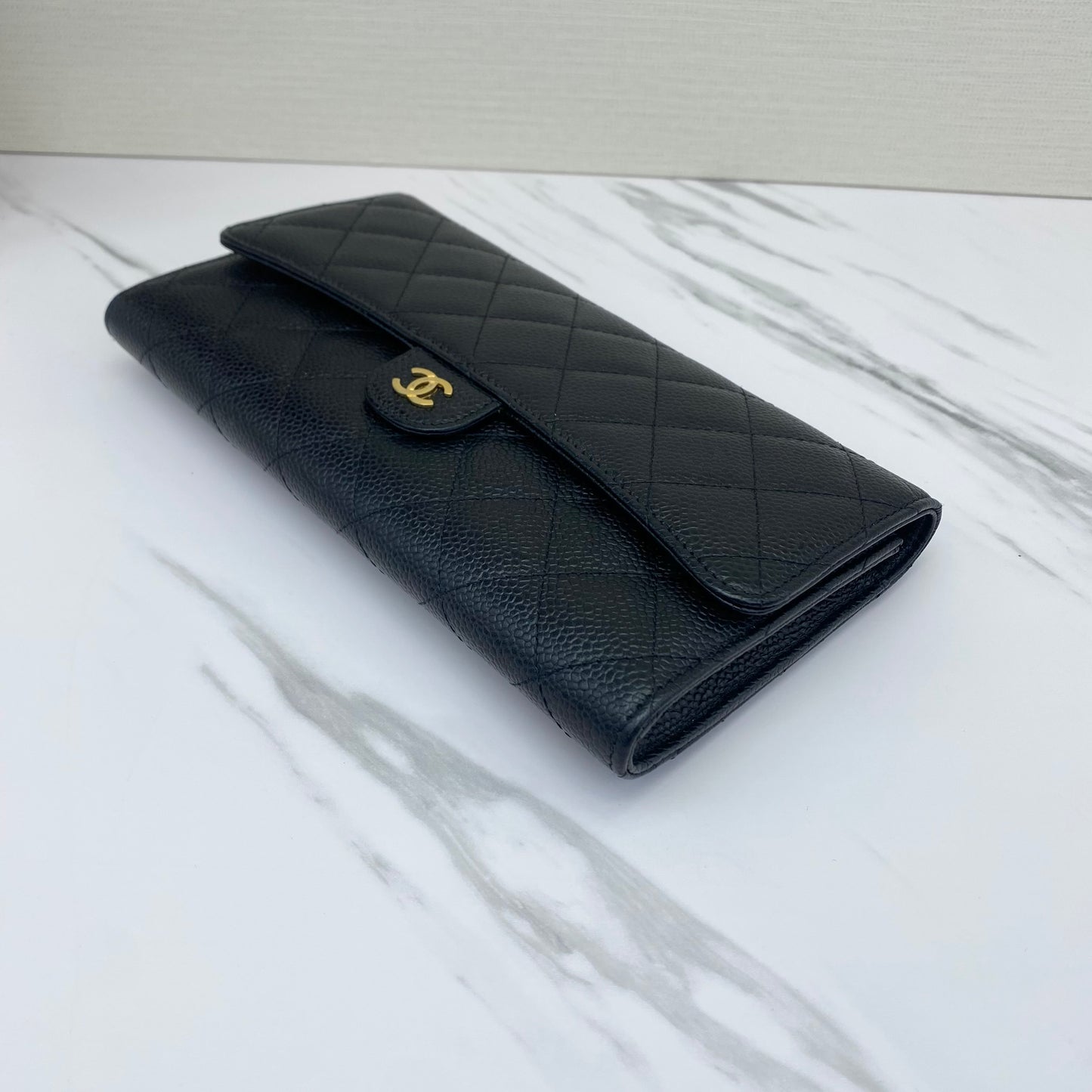Chanel - Classic Flap Three-in-One Clutch Wallet - Caviar leather - Black with Gold-Tone Hardware - (small)