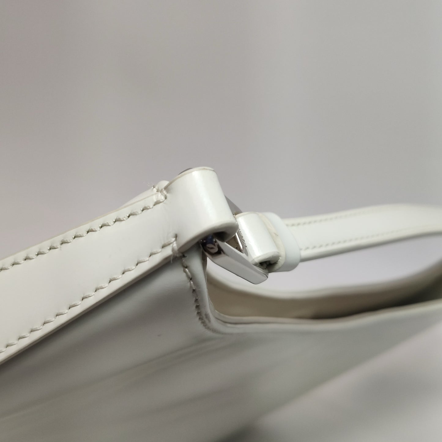 Prada - Spazzolato Leather Hobo Shoulder Bag 1BC499 - Spazzolato leather - White - (Medium)