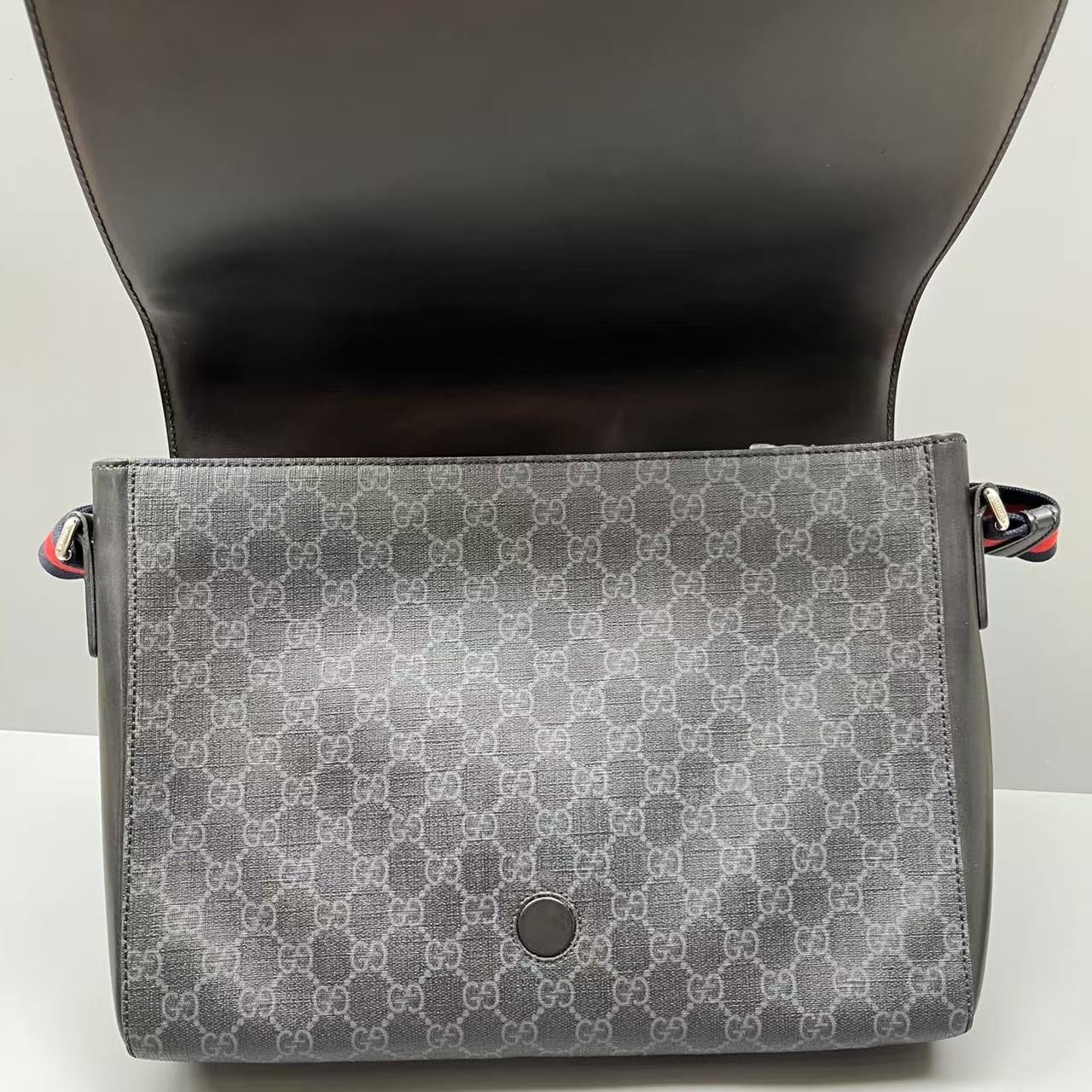 Gucci - GG Supreme Messenger Bag - GG Supreme canvas with leather trim - Black - (medium)