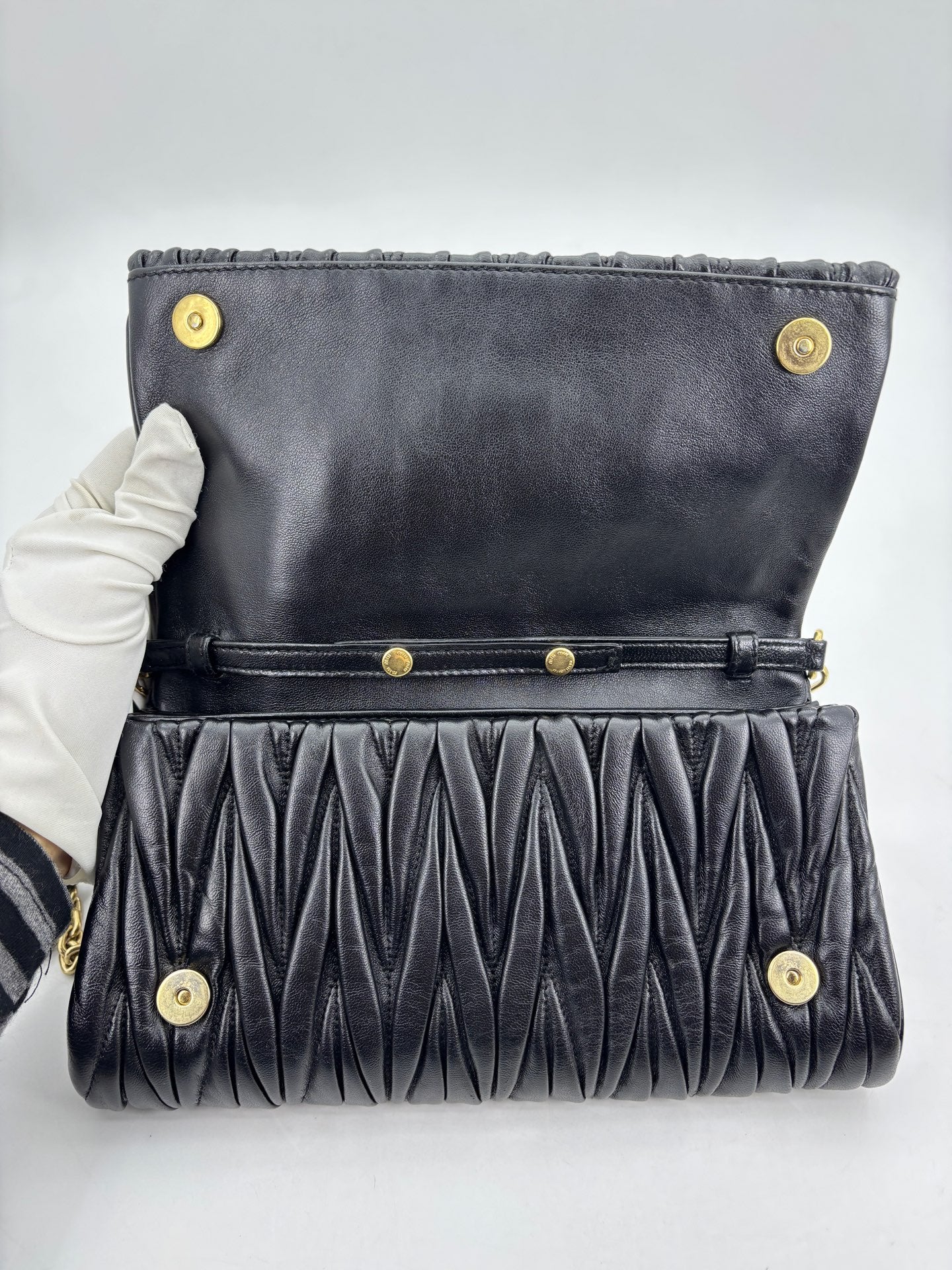 Miu Miu - Matelassé Flap Shoulder Bag - Leather - Black - (mini)
