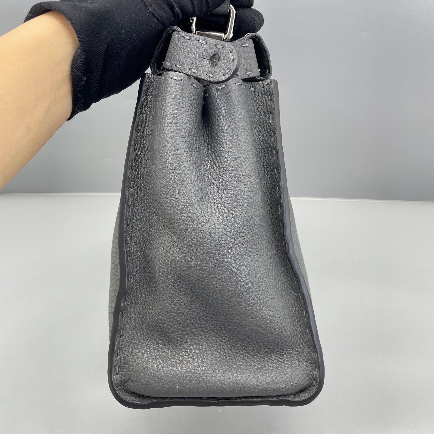 Fendi - Peekaboo - Leather - Grey - (Medium)
