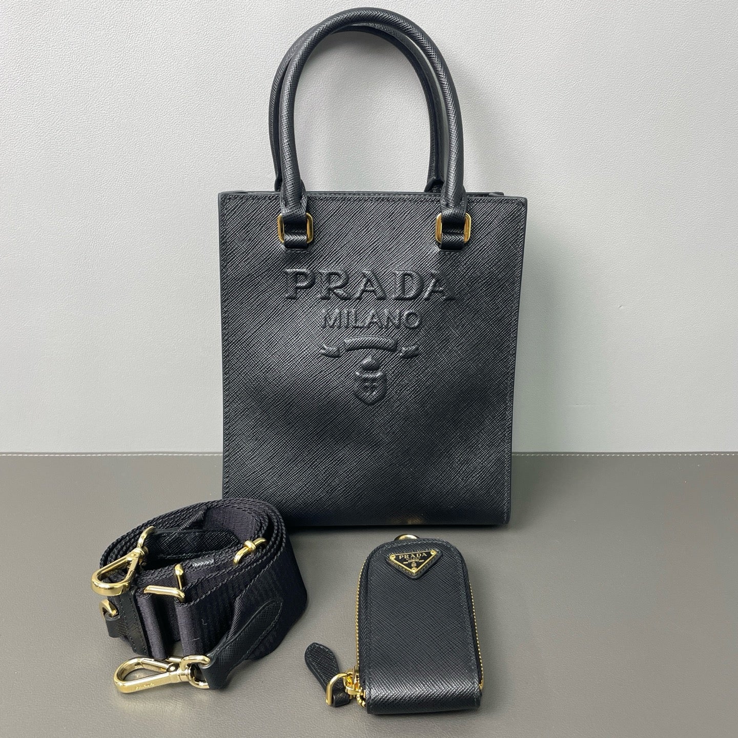 Prada - Saffiano Vertical Tote with Detachable Pouch - Saffiano leather - Black - (small)