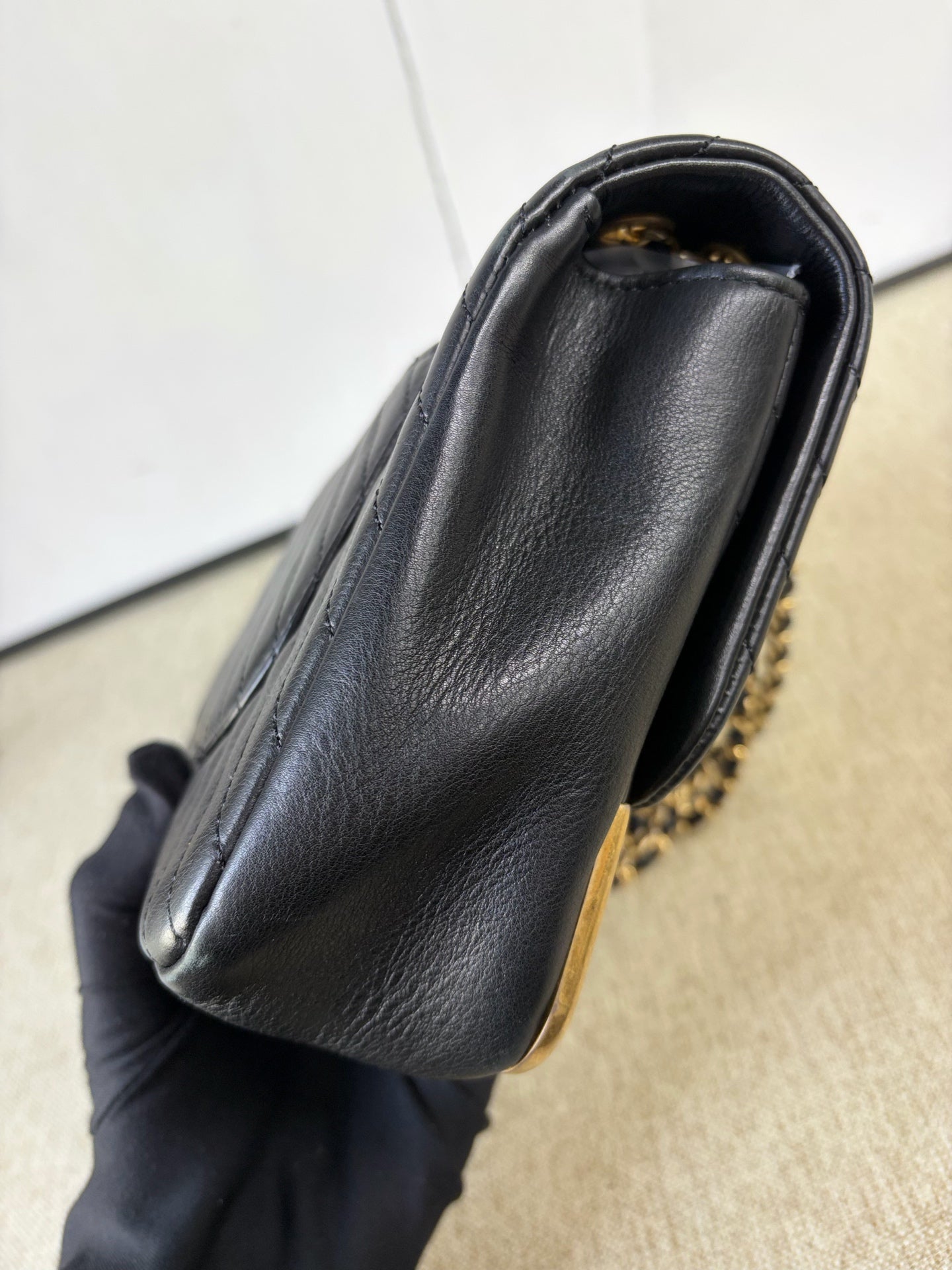Chanel - Classic Flap Chevron with Metallic Corner Guards - Grained calfskin leather - Black - (medium)