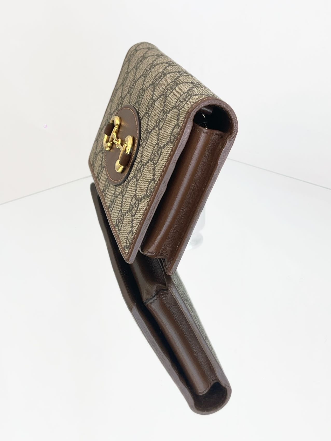 Gucci - 1955 Horsebit Wallet on Chain - GG Supreme canvas and Leather - Beige and Brown with Gold-Tone Hardware - (Small)