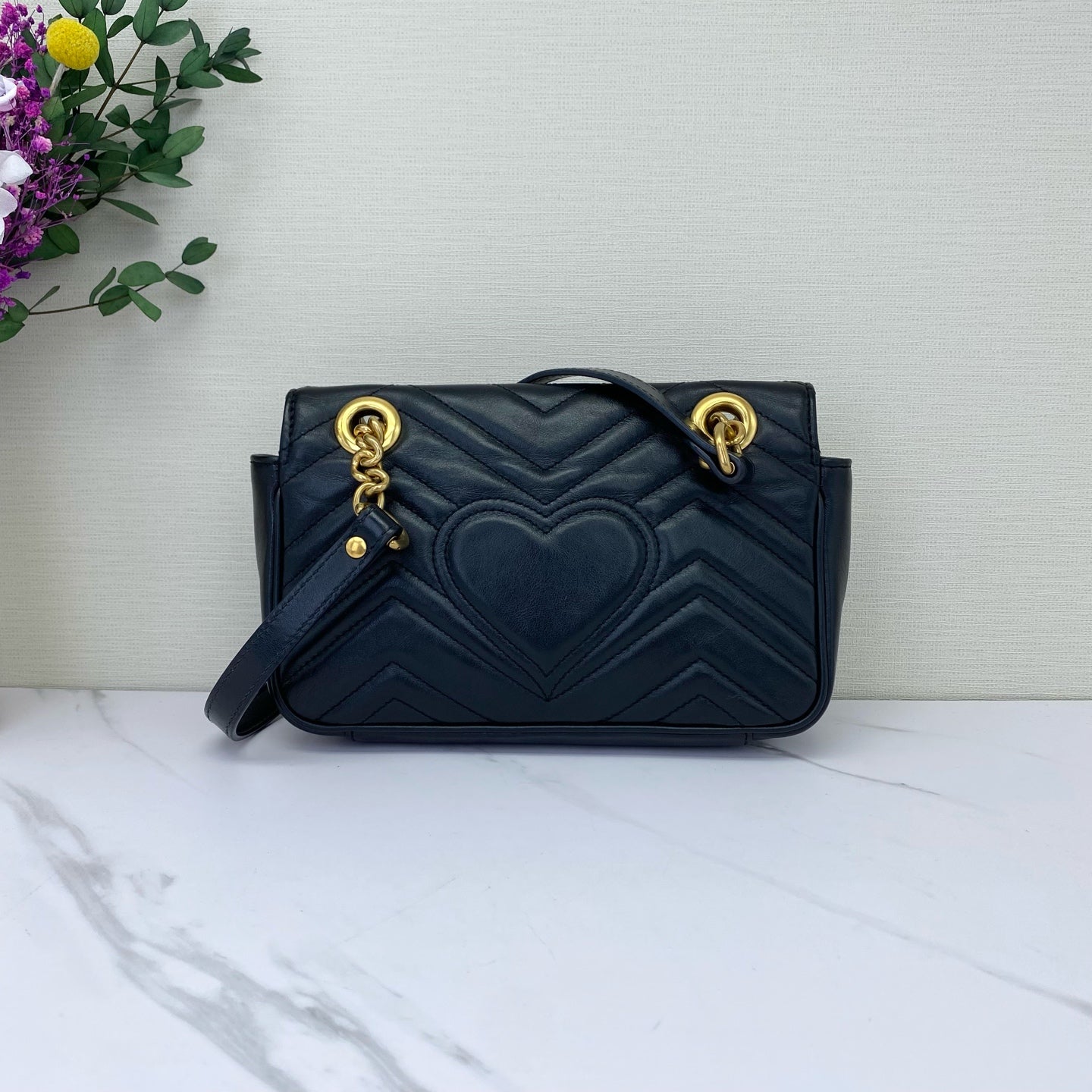Gucci - GG Marmont Matelassé Shoulder Bag - Leather - Black - (small)