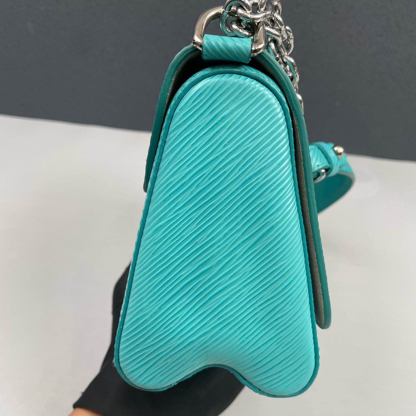 Louis Vuitton - Twist Bag (Small) - Epi leather - Teal with Silver-Tone Hardware - (Small)