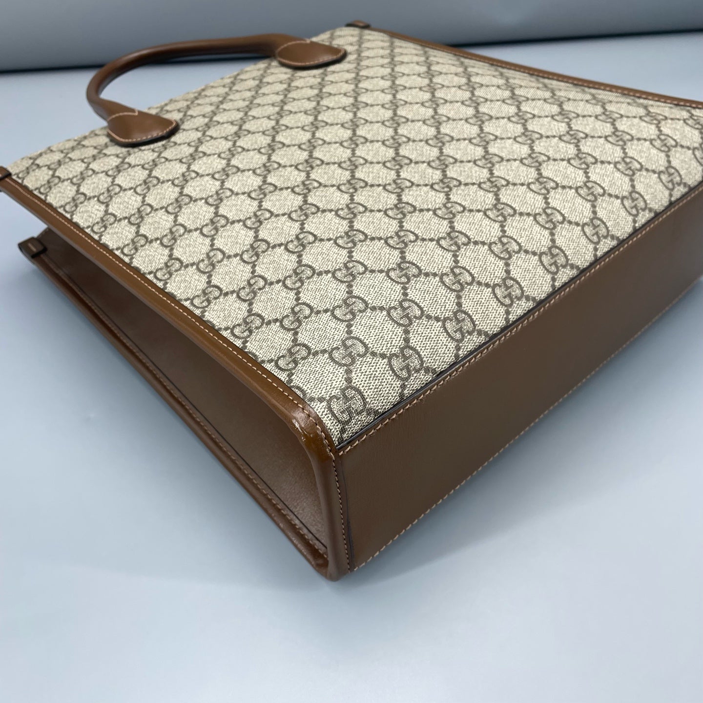 Gucci - GG Supreme Tote Bag - GG Supreme coated canvas with leather trim - Brown - (medium)