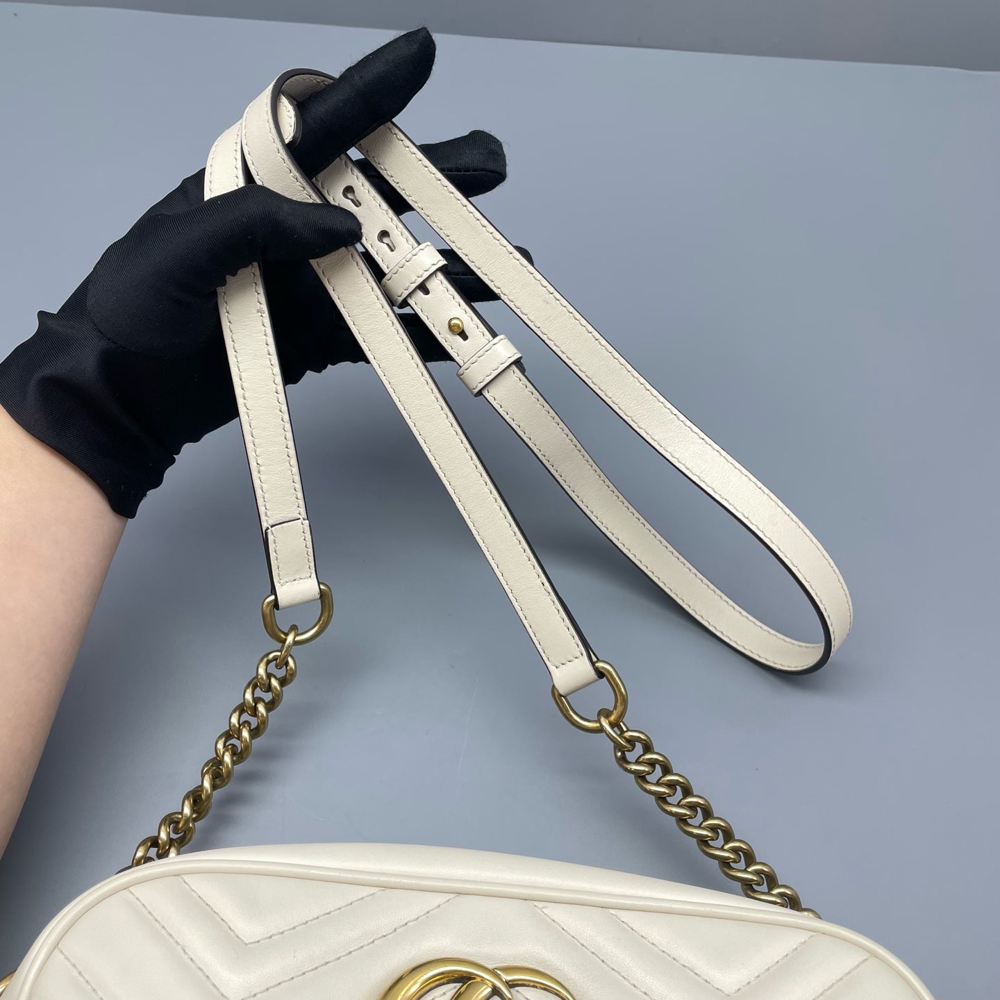 Gucci - GG Marmont Camera Bag - Matelassé leather - White - (Small)