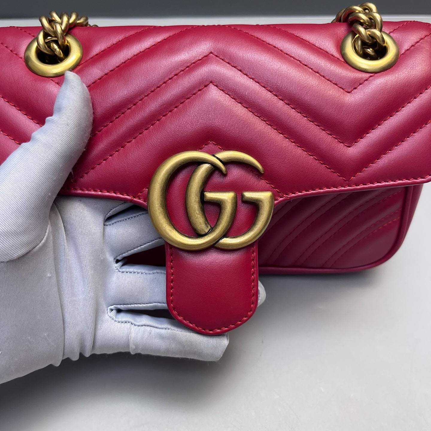 Gucci - Marmont Matelassé Shoulder Bag - Leather - Red - (small)