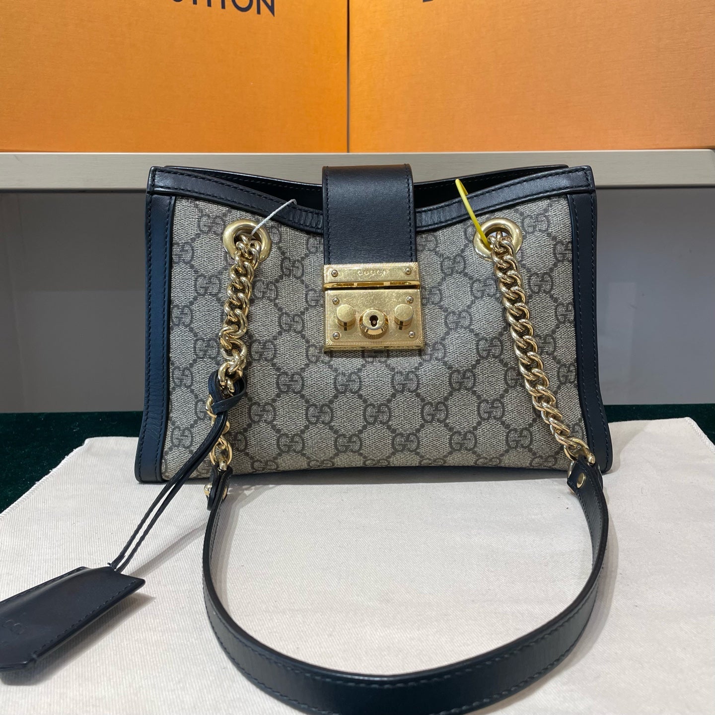 Gucci - Padlock Small Shoulder Bag - GG Supreme canvas with black leather trim - Black - (Small)