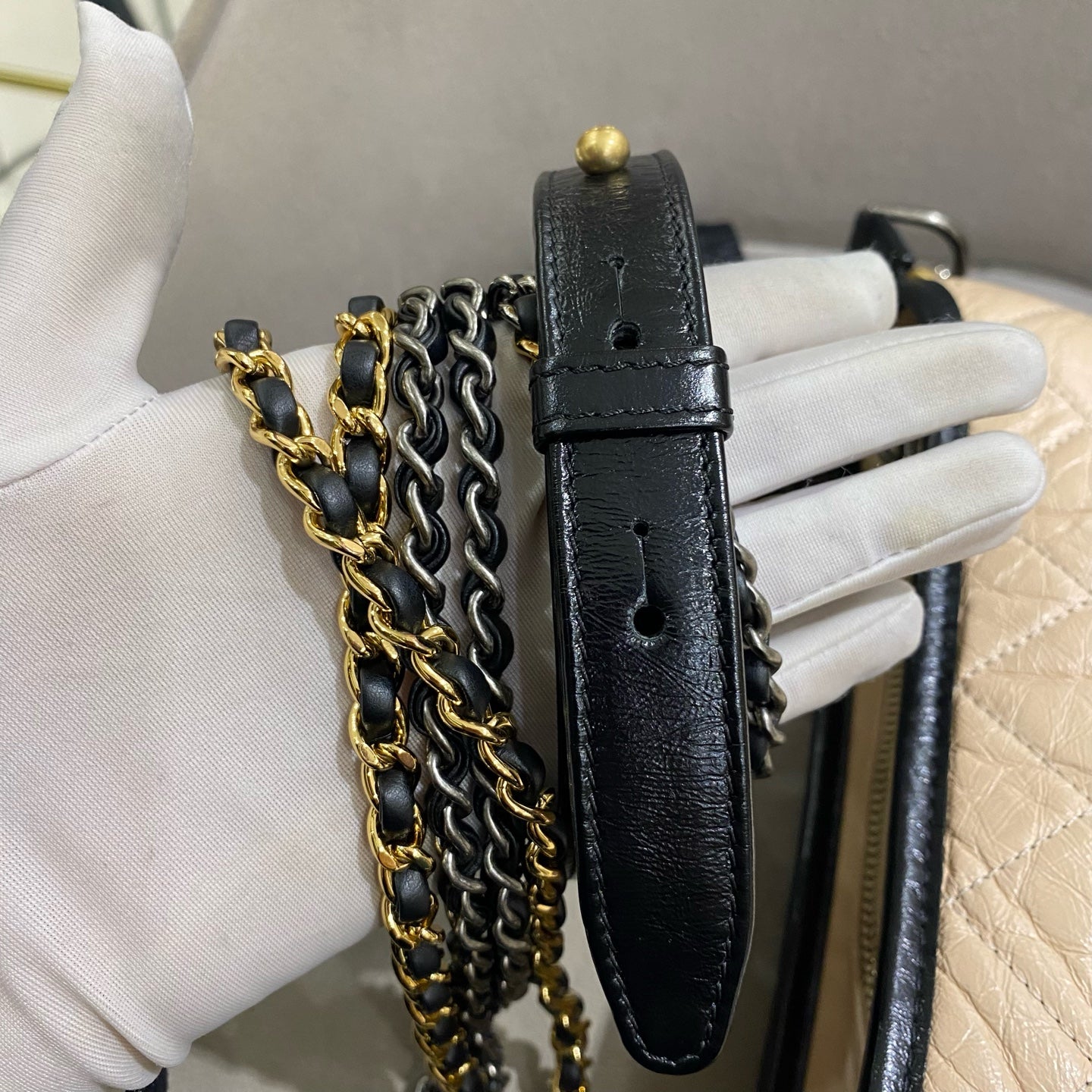 Chanel - Gabrielle Hobo Bag - Aged calfskin leather and smooth calfskin leather - Beige and Black - (small)