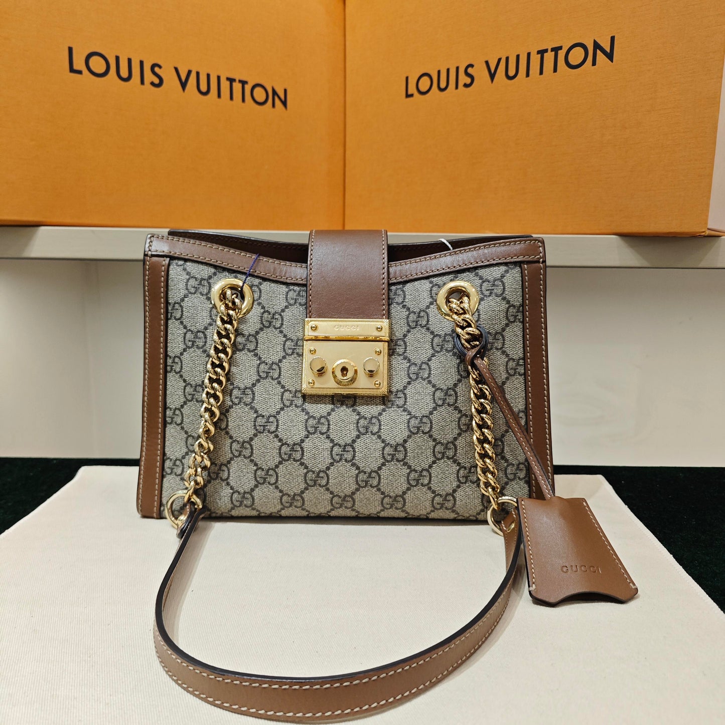 Gucci - Padlock Small Shoulder Bag - GG Supreme canvas with leather trim - Brown - (small)