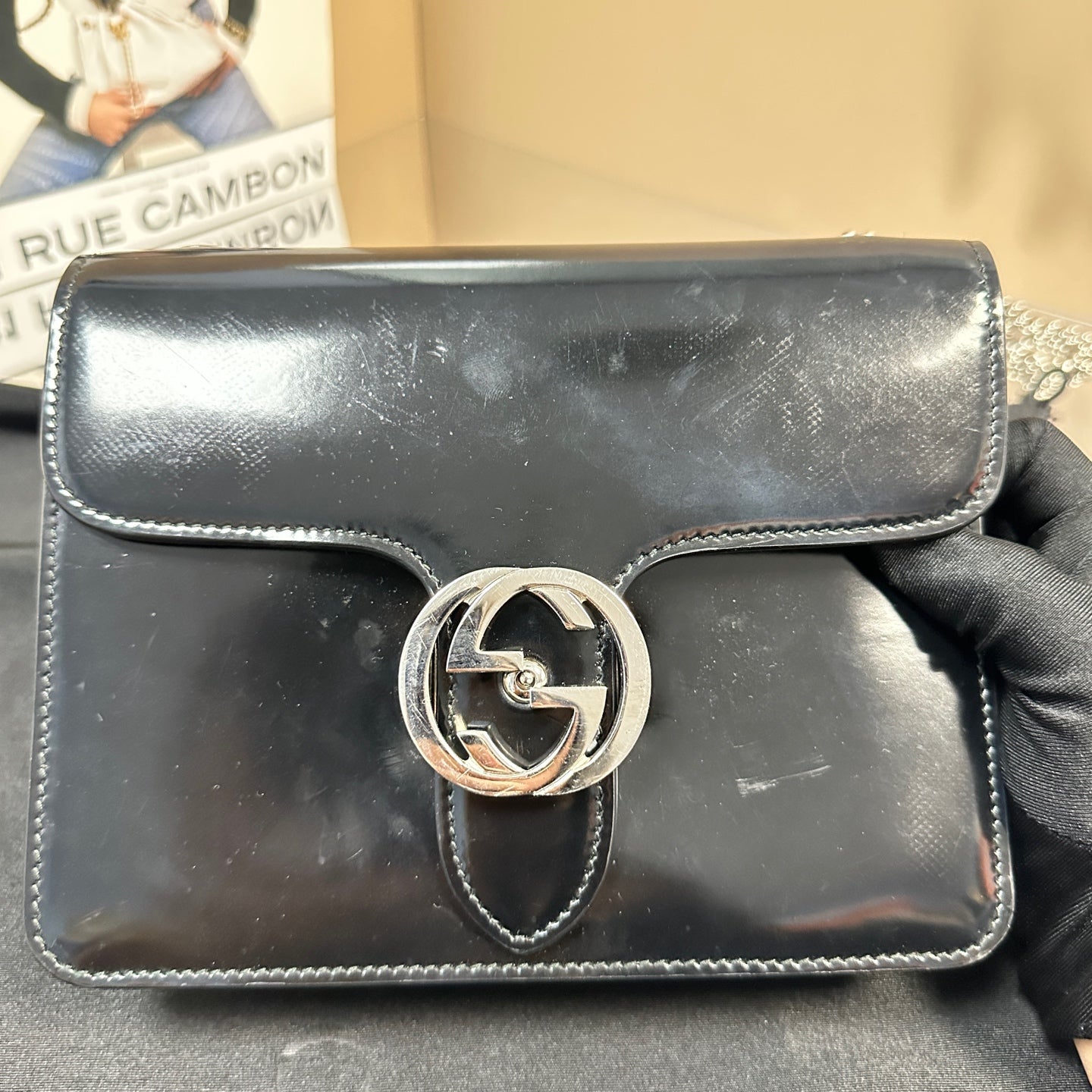 Gucci - Interlocking G Accordion Flap Bag - Patent leather - Black - (mini)