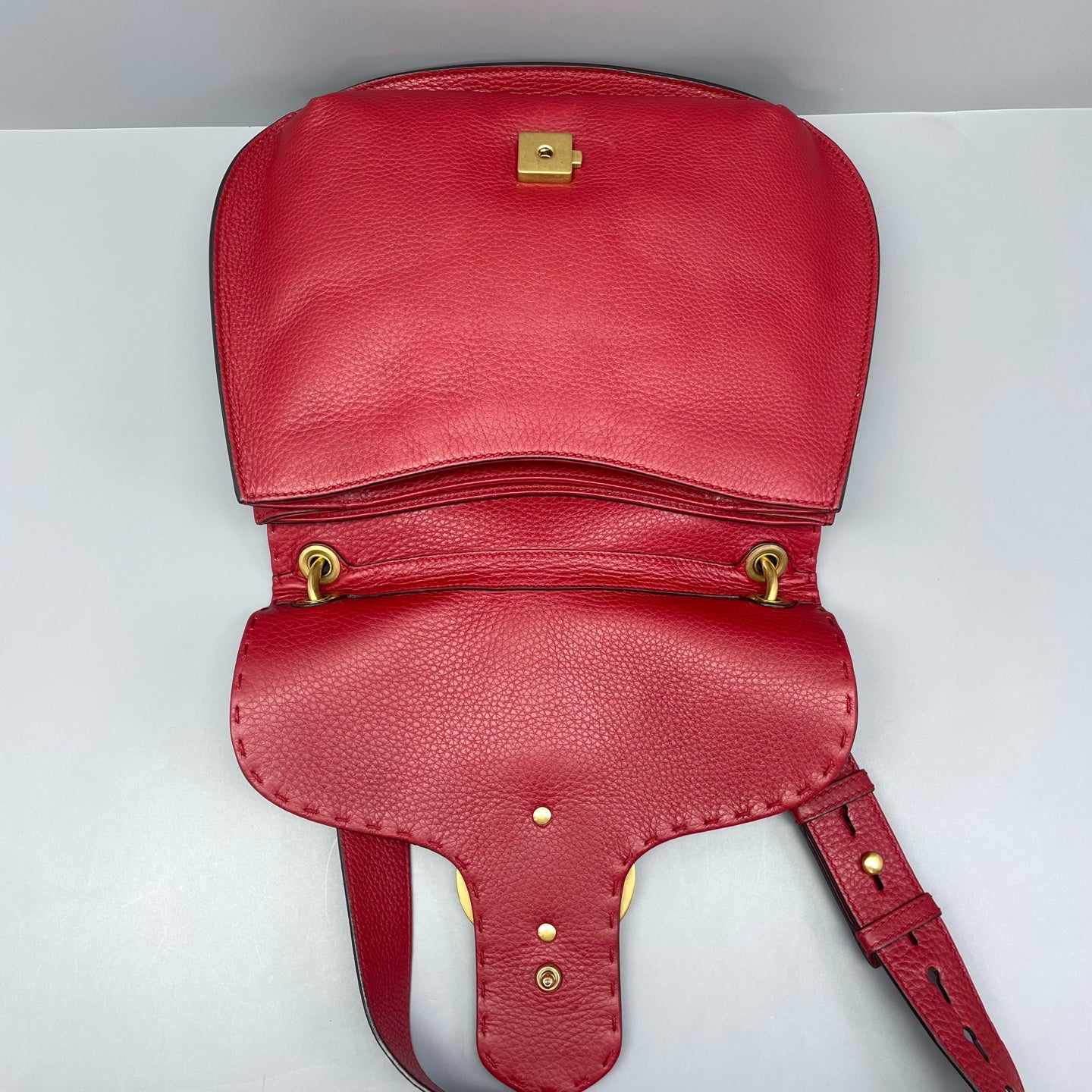 Gucci - Dionysus Tiger Head Saddle Bag - Grained leather - Red - (medium)