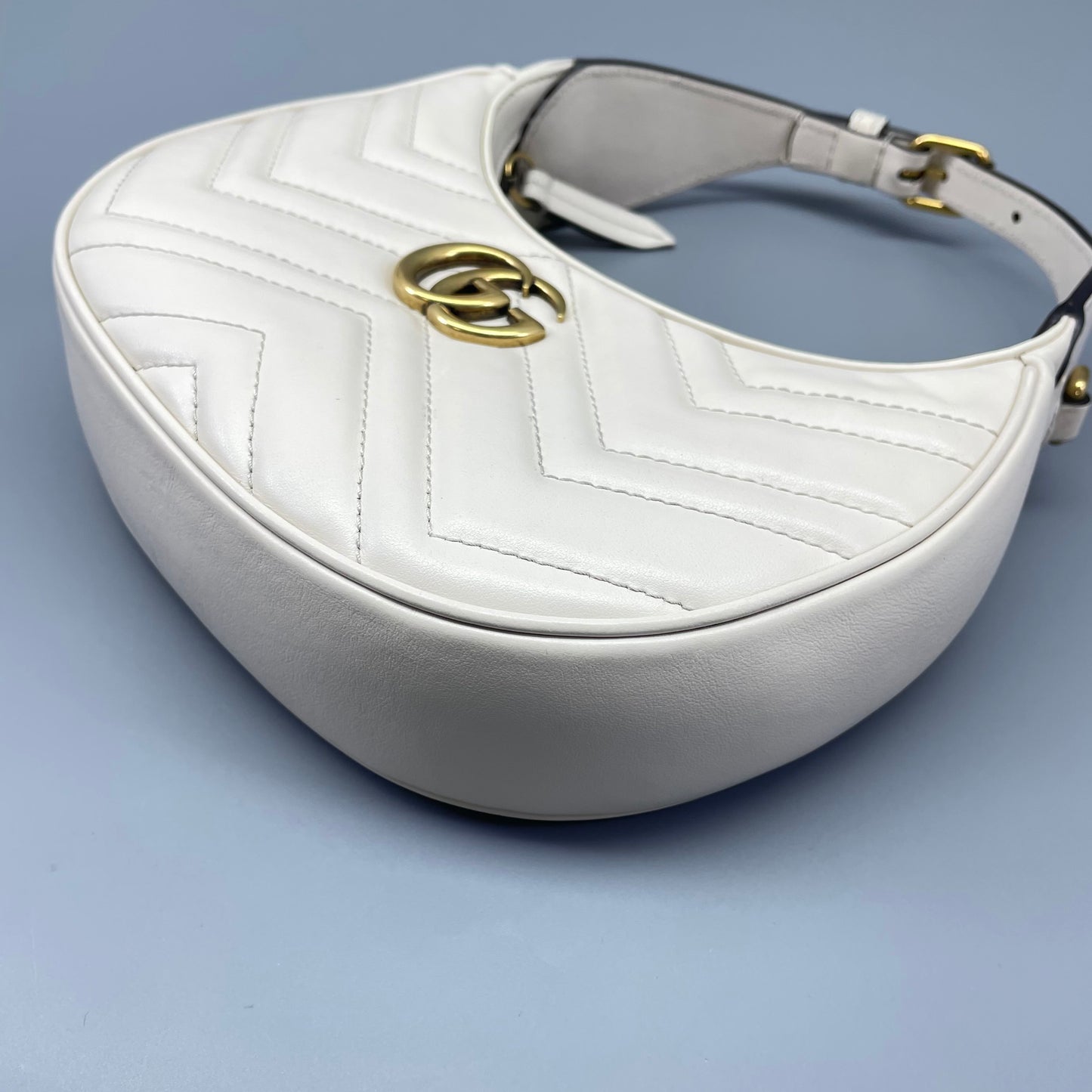 Gucci - GG Marmont Crescent Shoulder Bag - Leather - White - (Small)