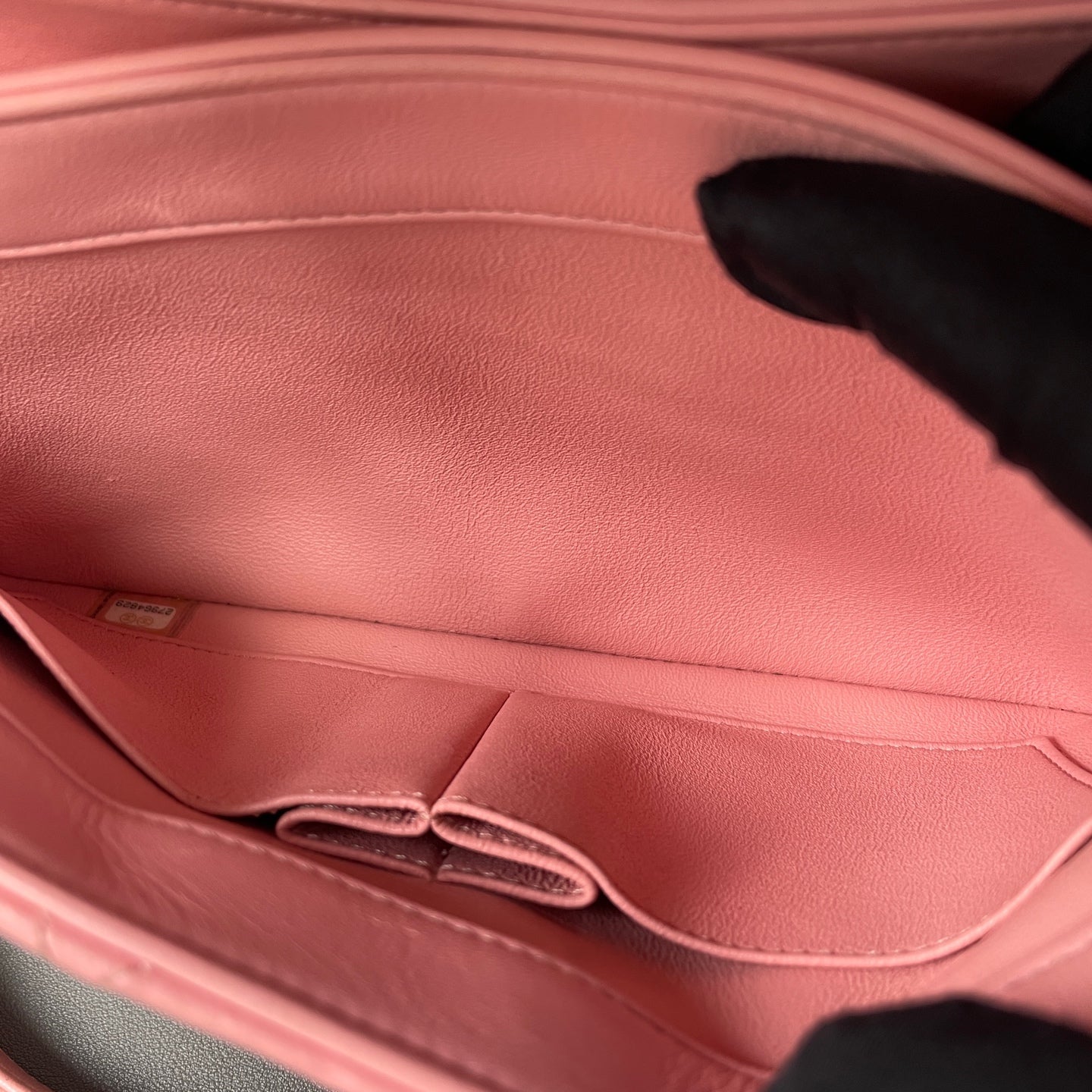 Chanel - Trendy CC - Quilted lambskin leather - Pink with Gold-Tone Hardware - (medium)
