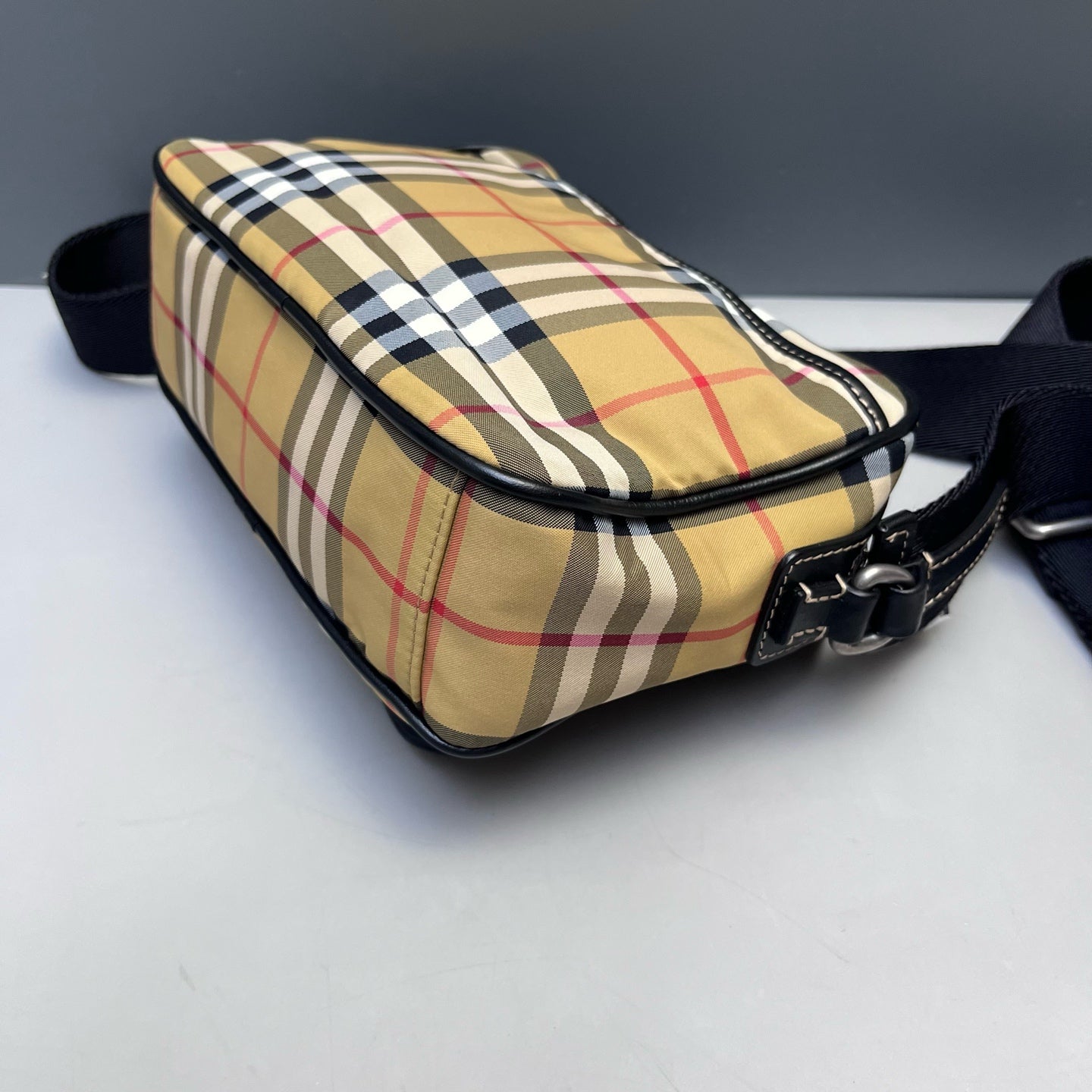 Burberry - Camera Bag - Canvas with leather trim - Beige - (small)
