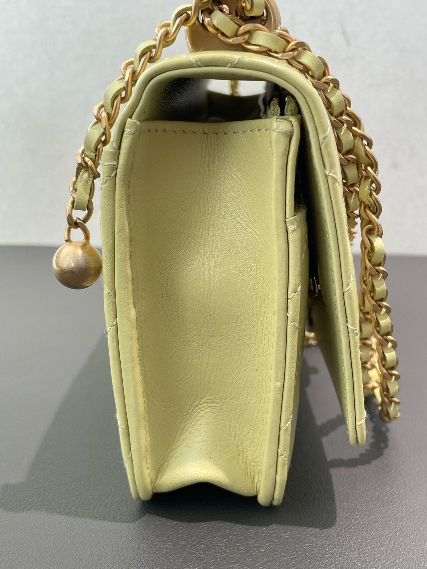 Chanel - WOC Double Gold Bead - Lambskin leather - Yellow - (mini)