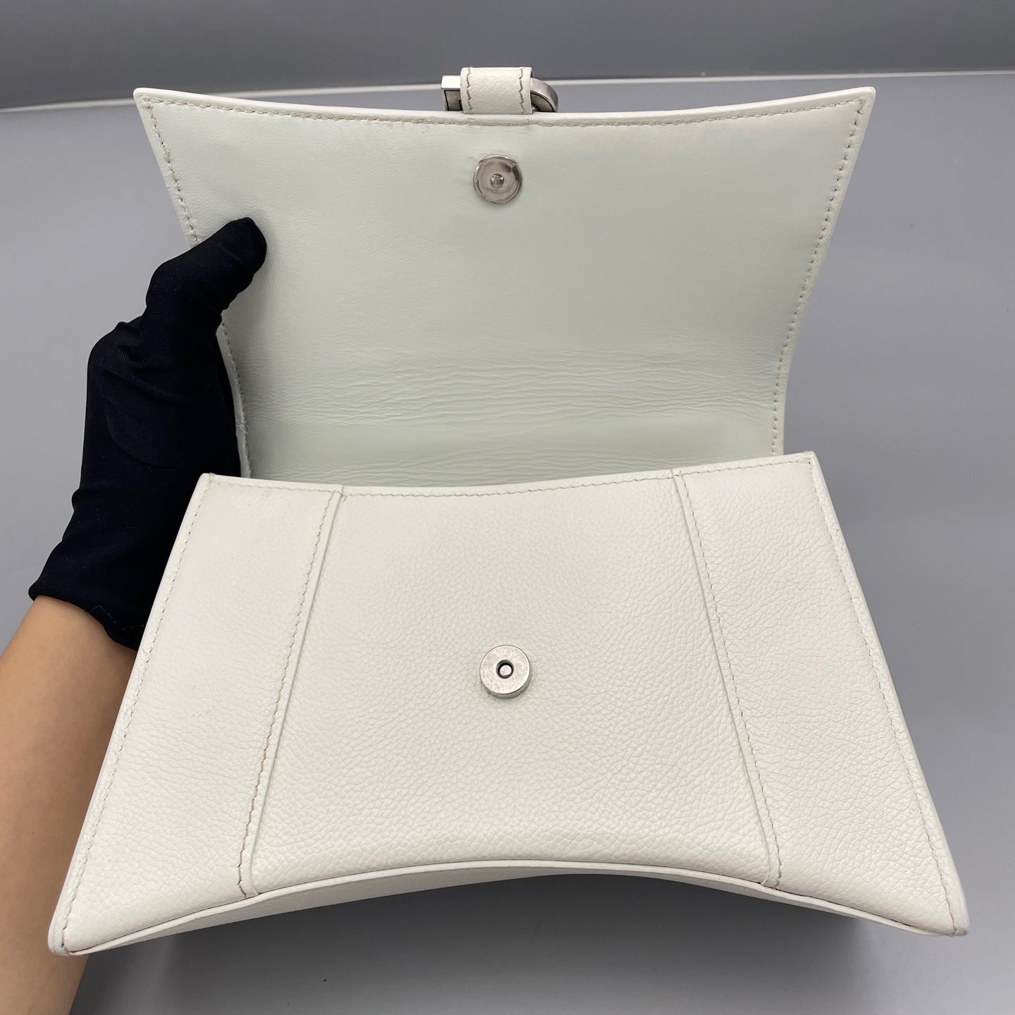 Balenciaga - Hourglass S Top Handle Bag - Leather - White with Silver-tone Hardware - (small)