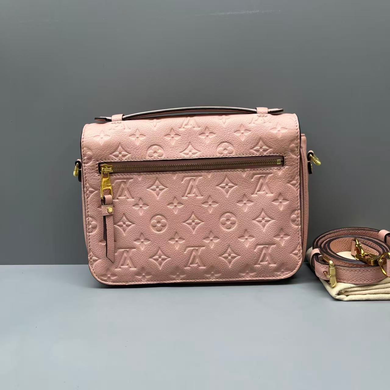 Louis Vuitton - Pochette Métis - Empreinte leather - Pink - (Medium)