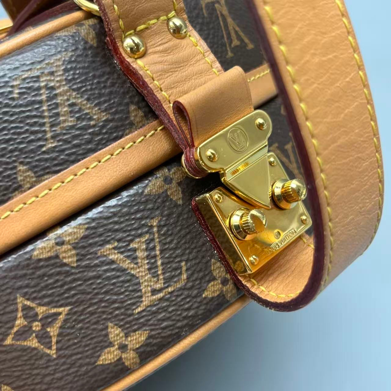 Louis Vuitton - Petite Boite Chapeau - Monogram coated canvas with Vachetta leather trim - Brown - (mini)