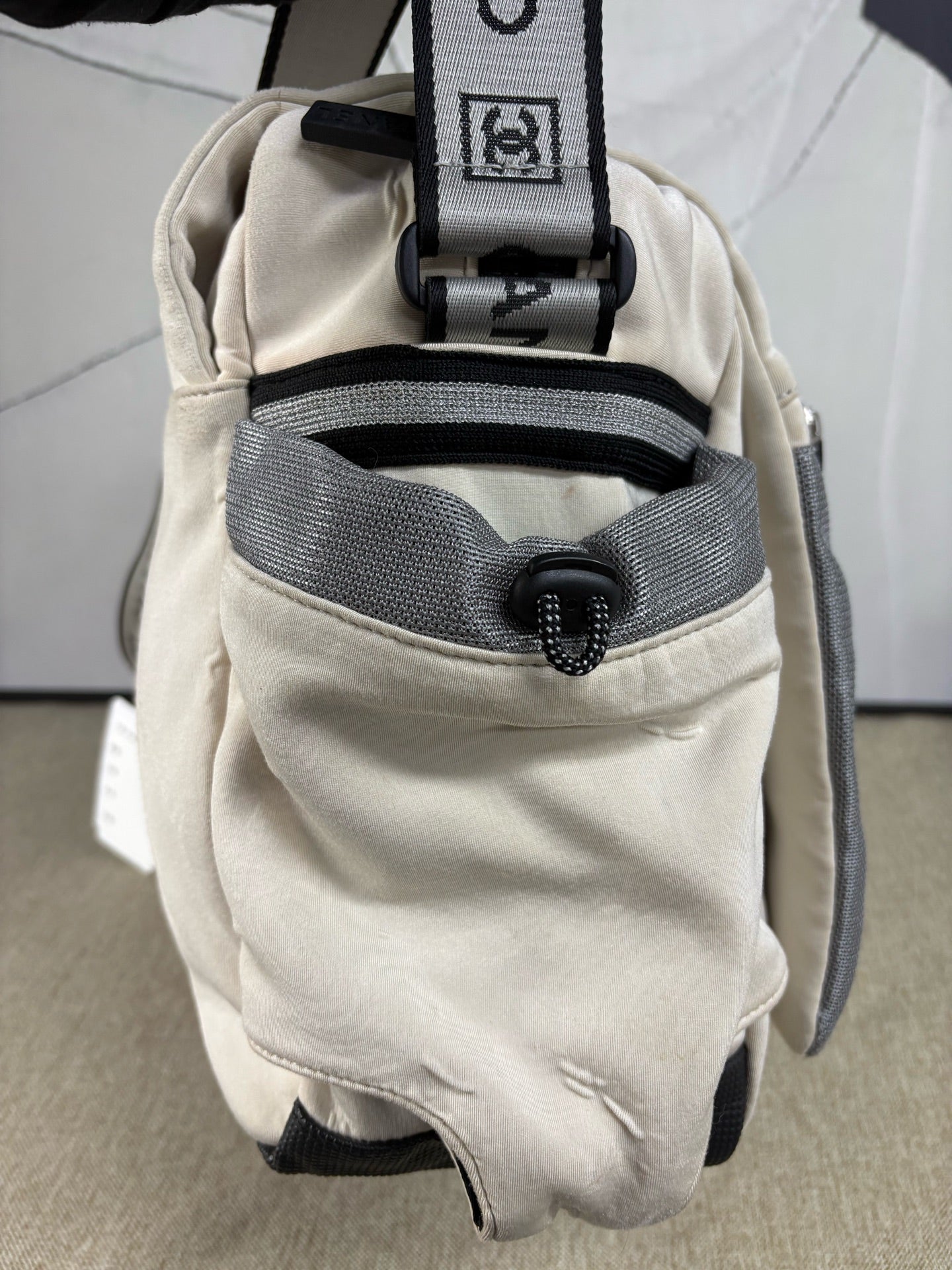 Chanel - Sports/Fitness Bag - Synthetic - Beige - (large)
