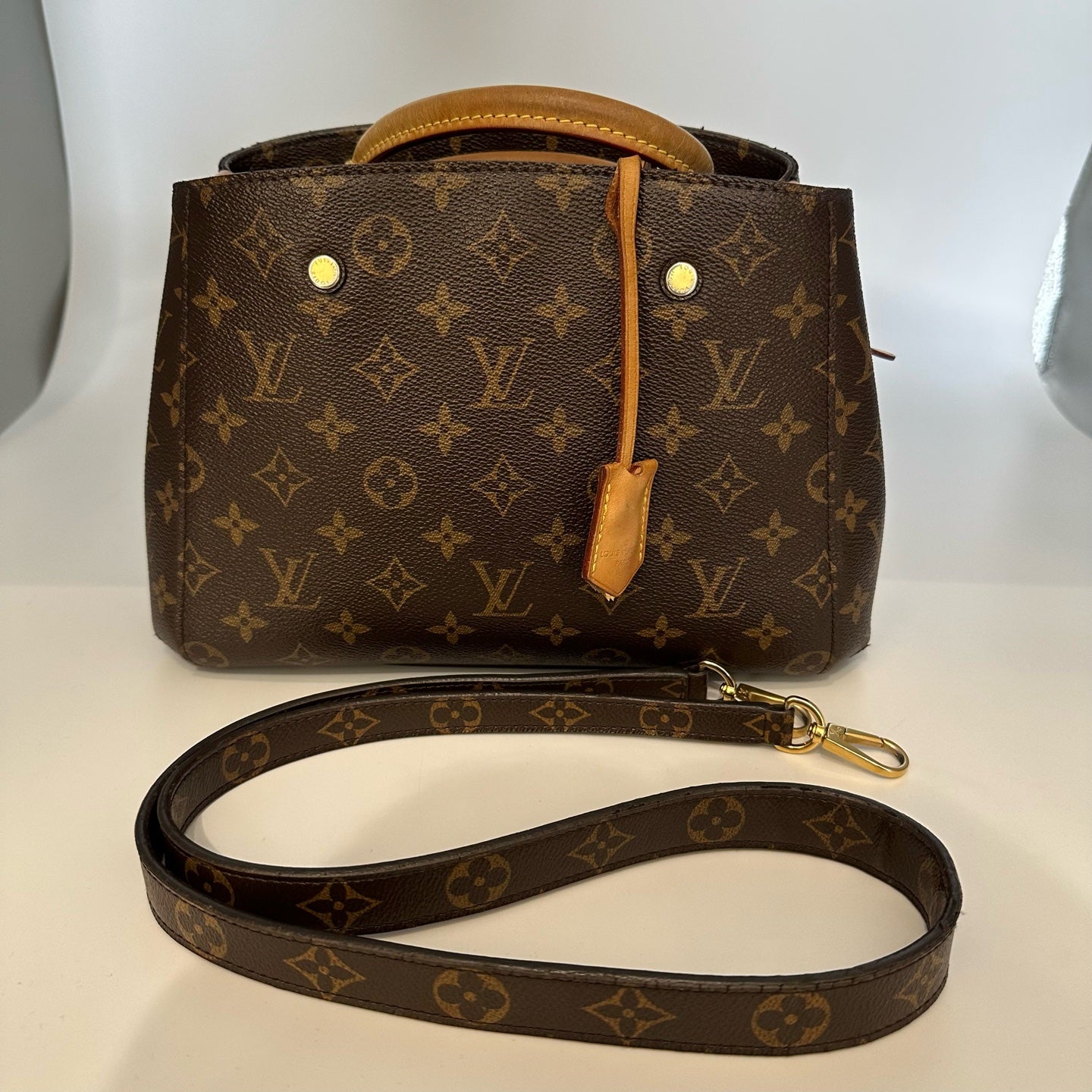 Louis Vuitton - Montaigne BB - Monogram coated canvas and Vachetta leather - Brown - (Small)