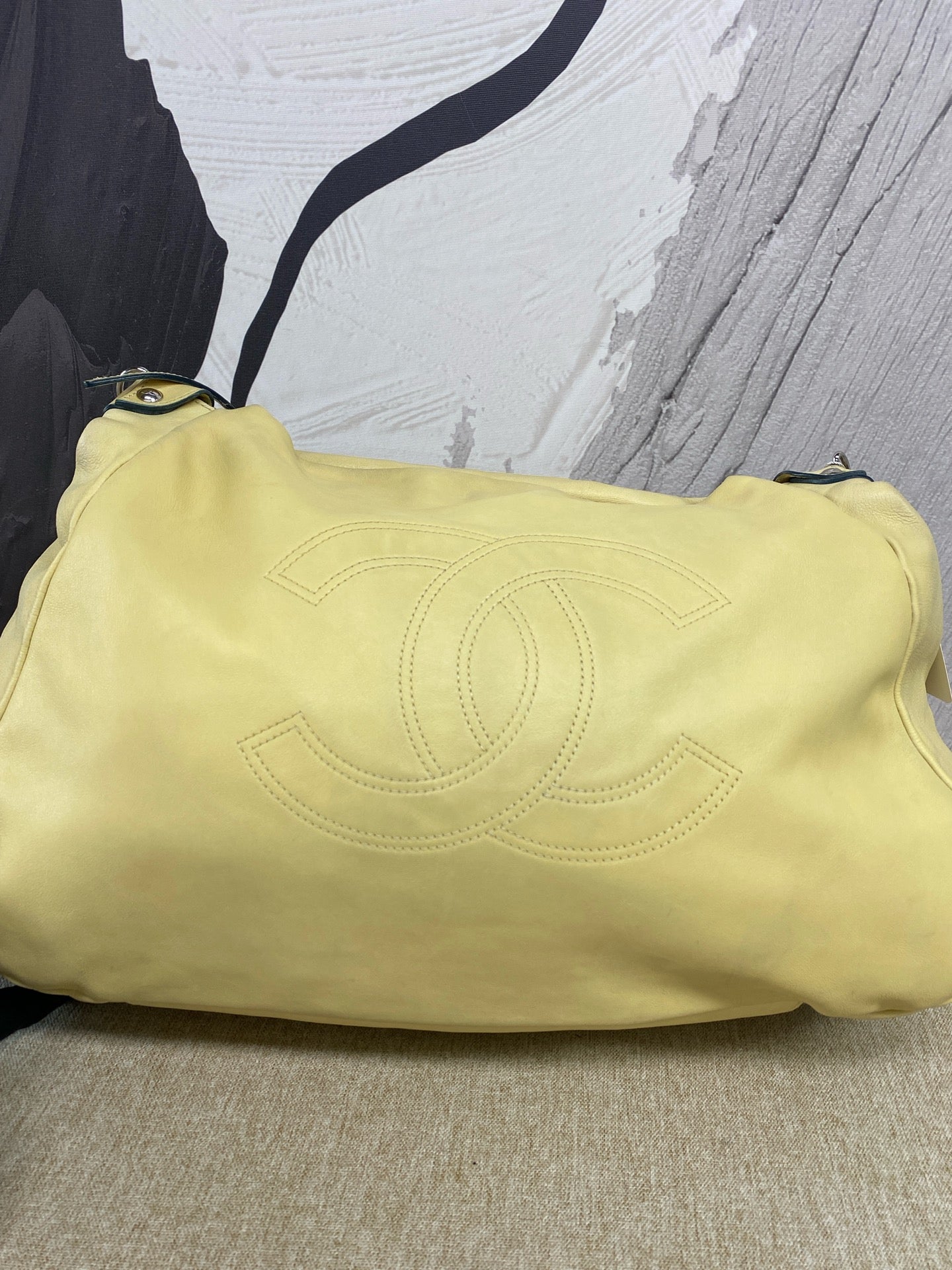 Chanel - Tote Bag CD8004 - Calfskin leather - Yellow - (large)