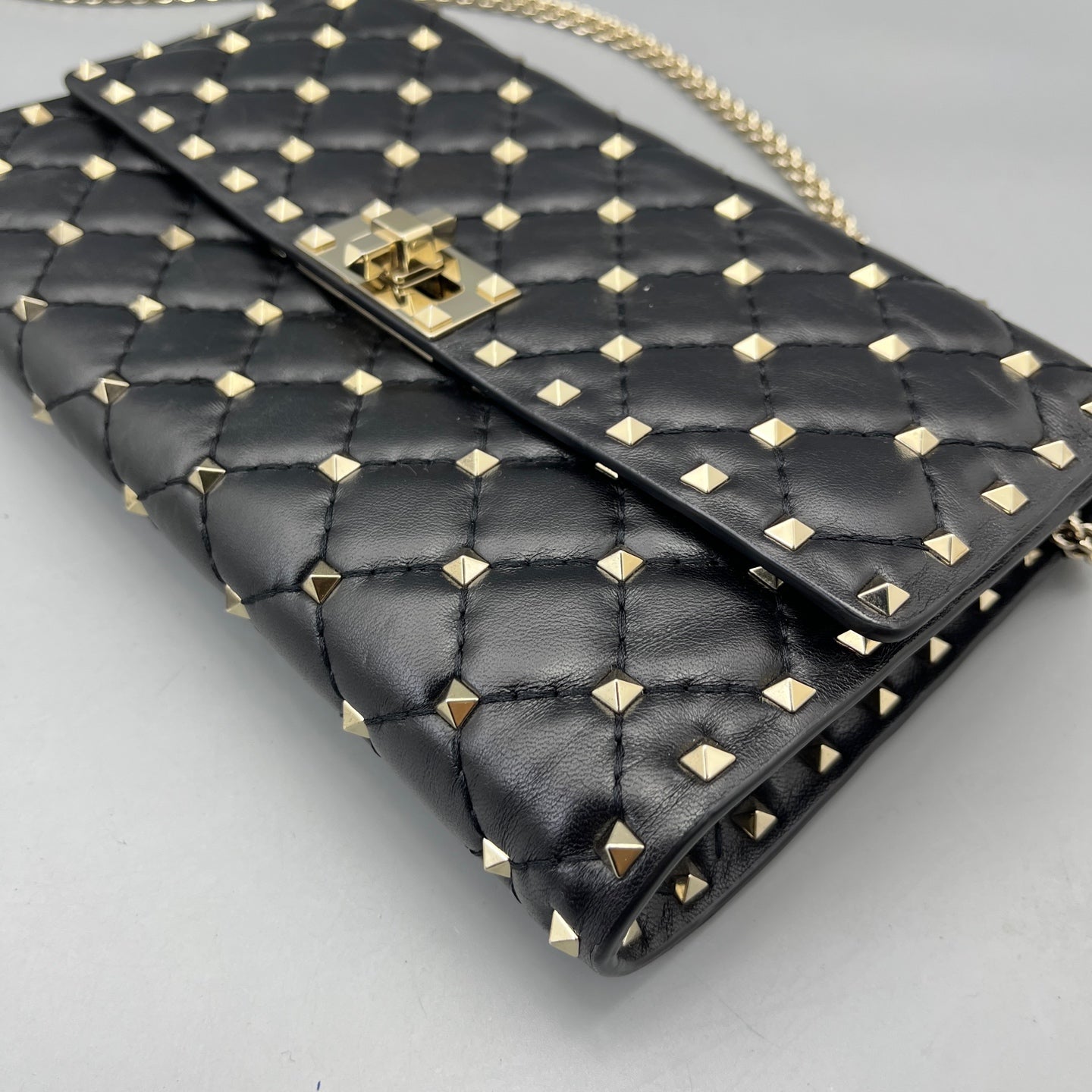 Valentino - Rockstud Wallet on Chain - Leather - Black - (mini)
