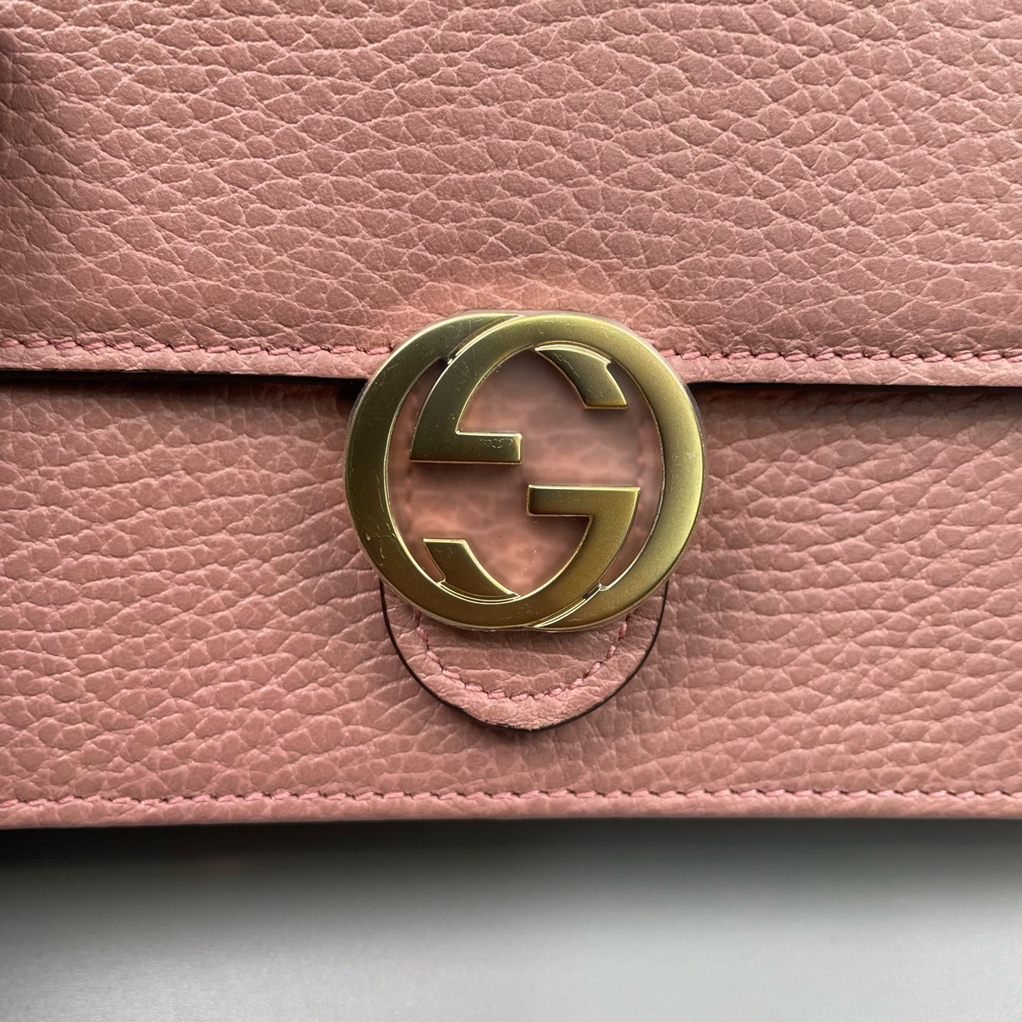 Gucci - Interlocking G Wallet on Chain - Grained leather - Pink - (Mini)