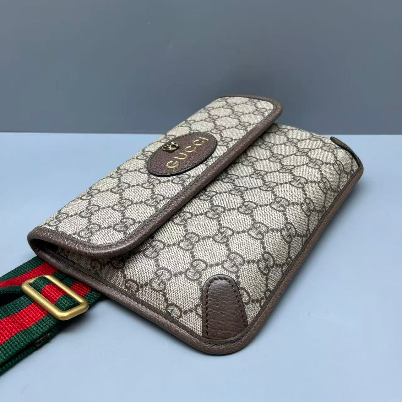 Gucci - Neo Vintage GG Supreme Belt Bag with Tiger Head - GG Supreme canvas with leather trim - Beige with Brown trim and Green/Red Web - (Medium)
