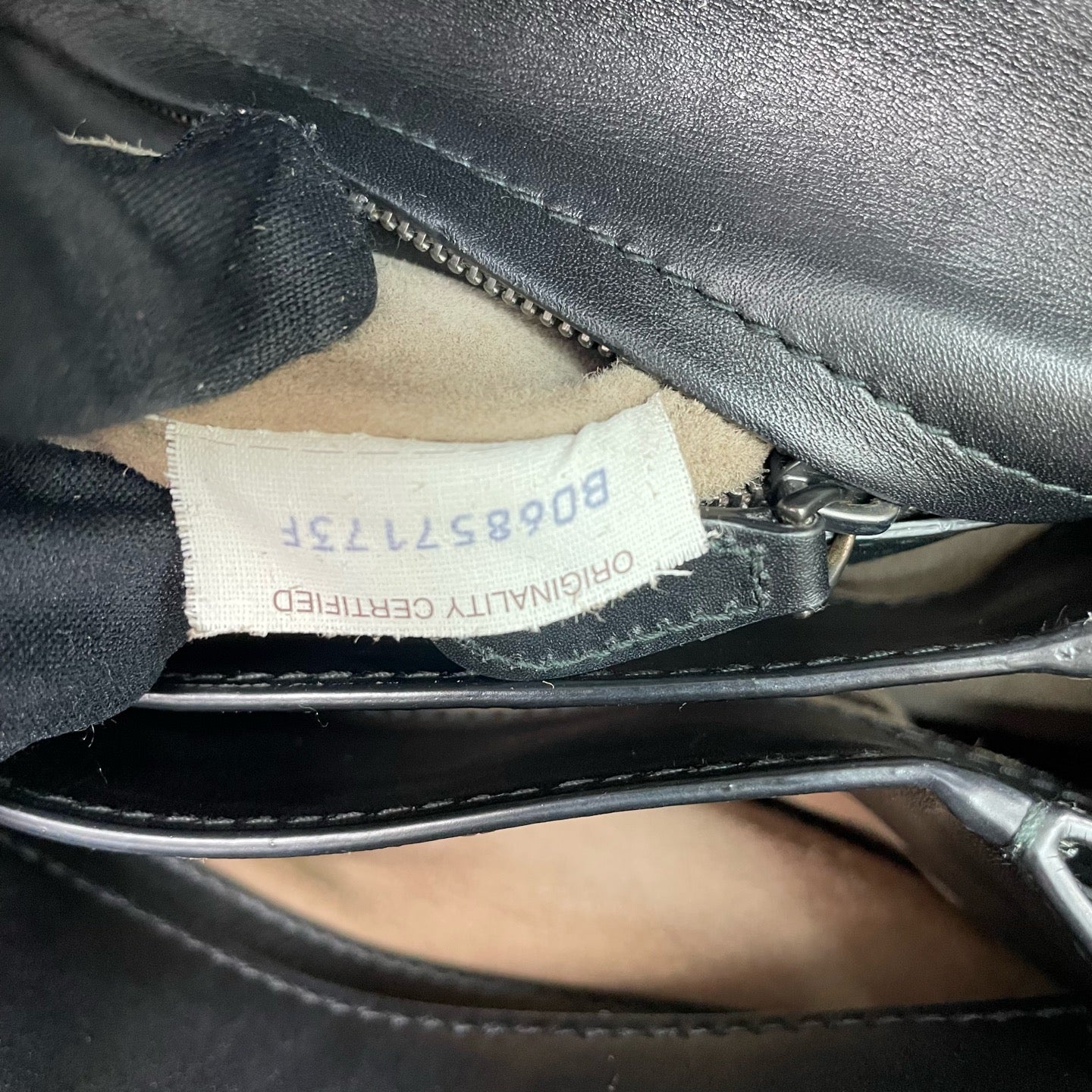 Bottega Veneta - Piazza Messenger Bag - Leather - Black - (medium)