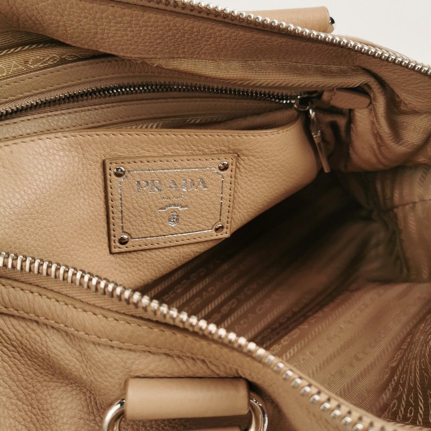 Prada - Vitello Daino Satchel - Pebbled leather - Pink - (medium)