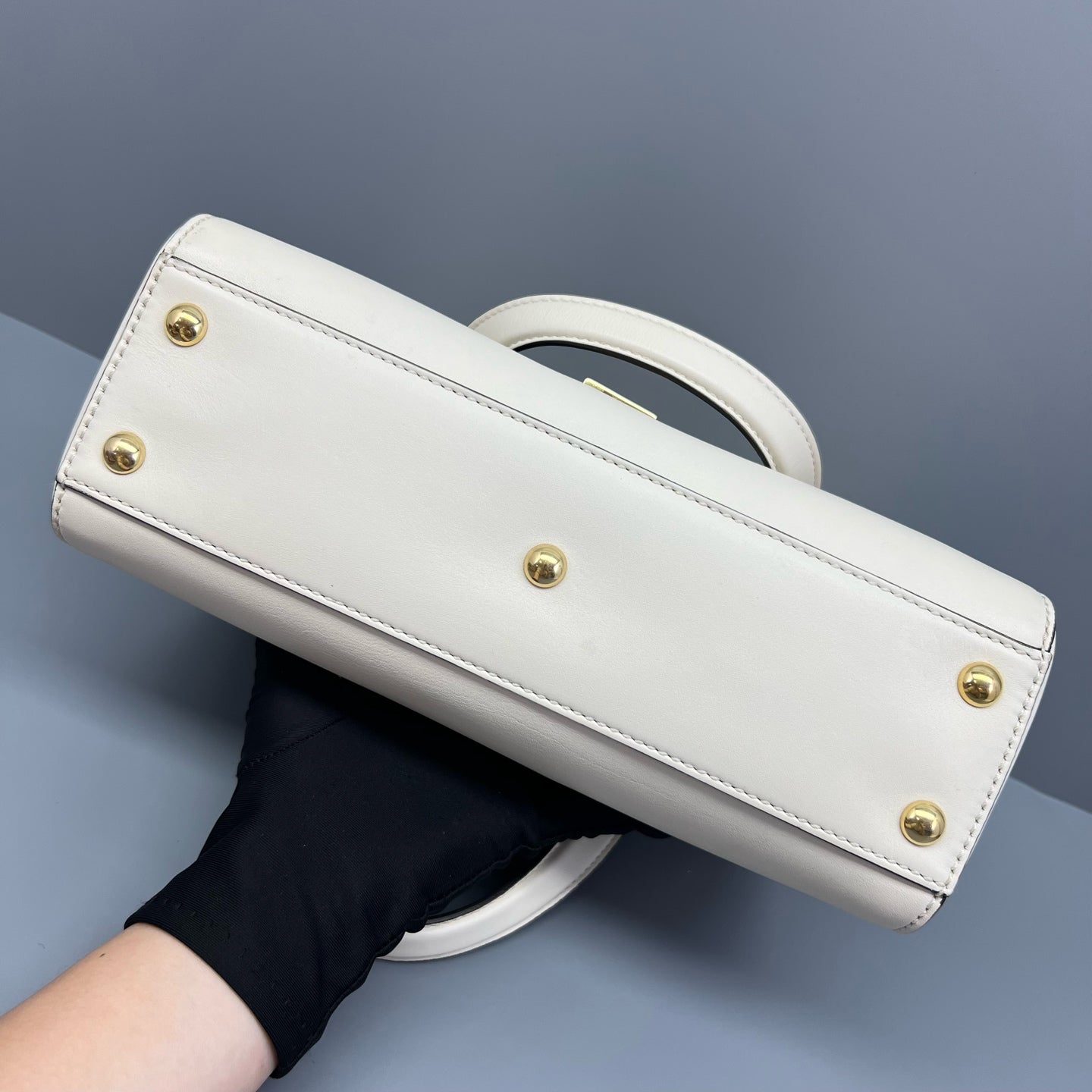 Gucci - Sylvie Top Handle Bag - Leather - White - (small)