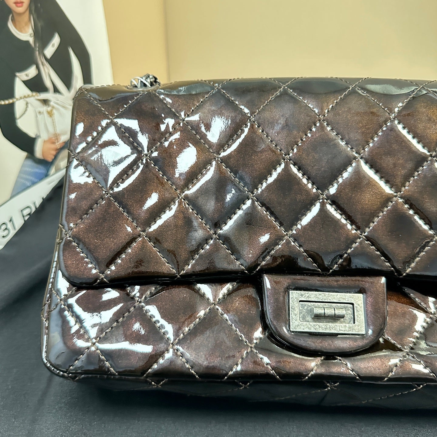 Chanel - 2.55 Double Flap Bag - Patent leather - Brown - (Large)