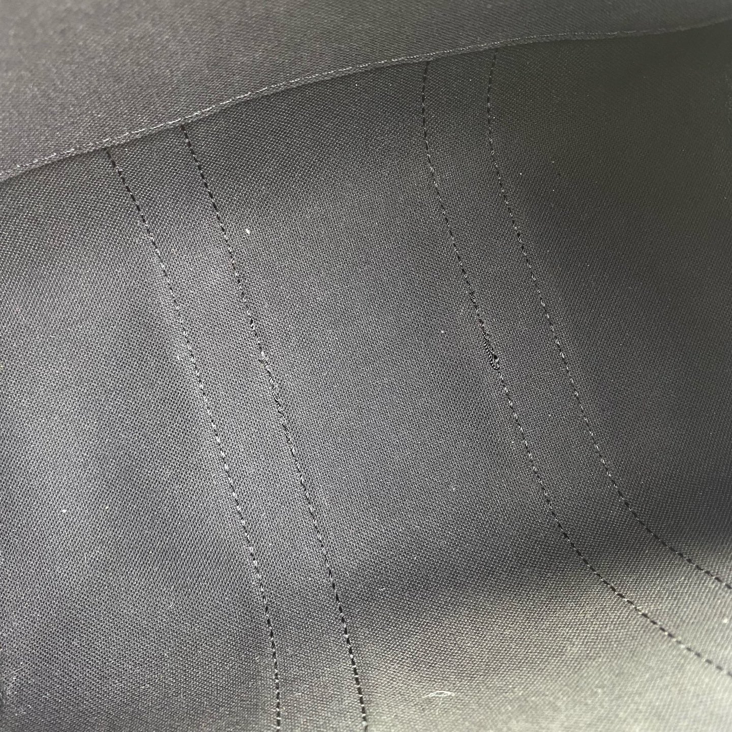 Louis Vuitton - Keepall Bandoulière 25 - Monogram Eclipse coated canvas with cowhide leather trim - Black - (small)