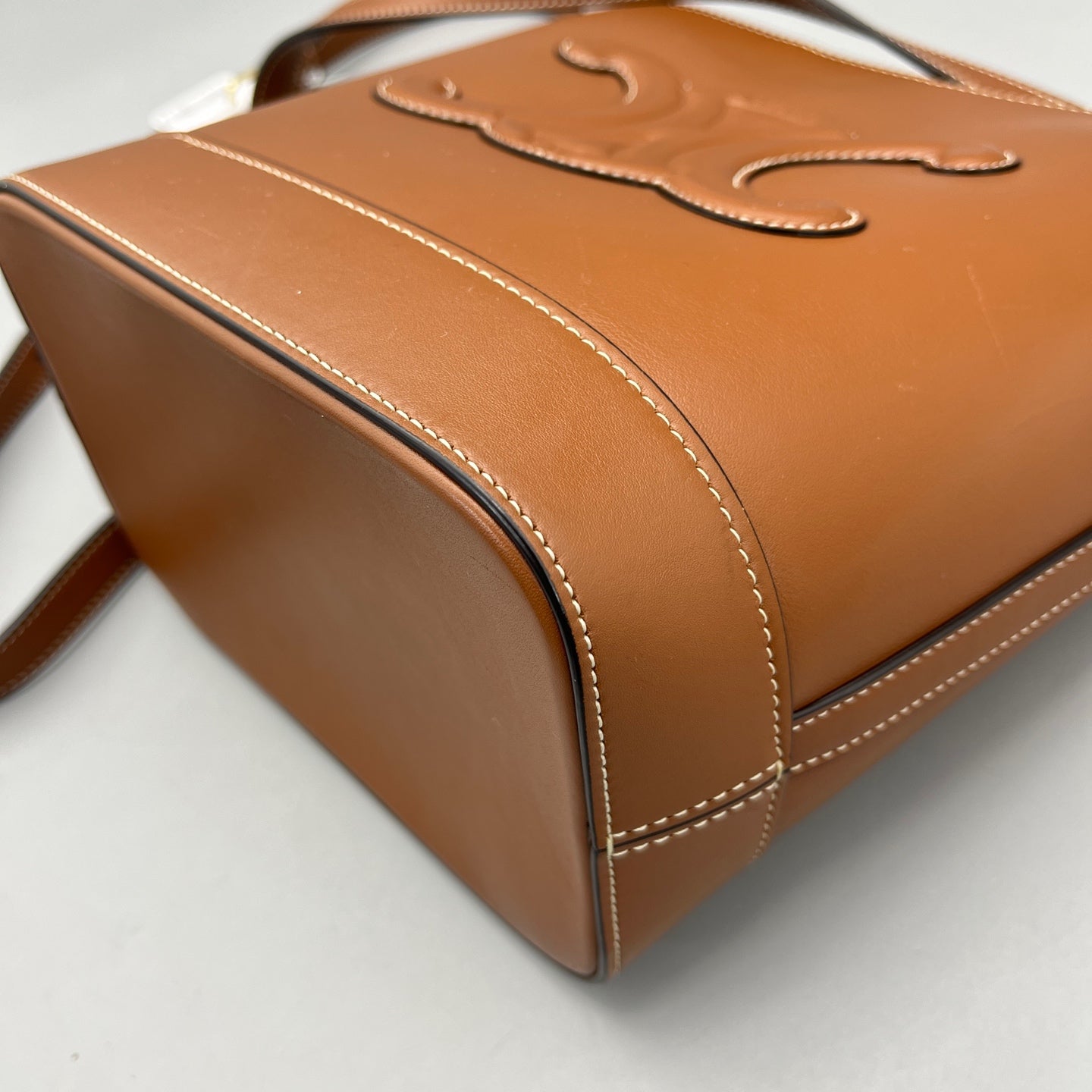 Celine - Triomphe Bucket Bag - Leather - Brown - (medium)