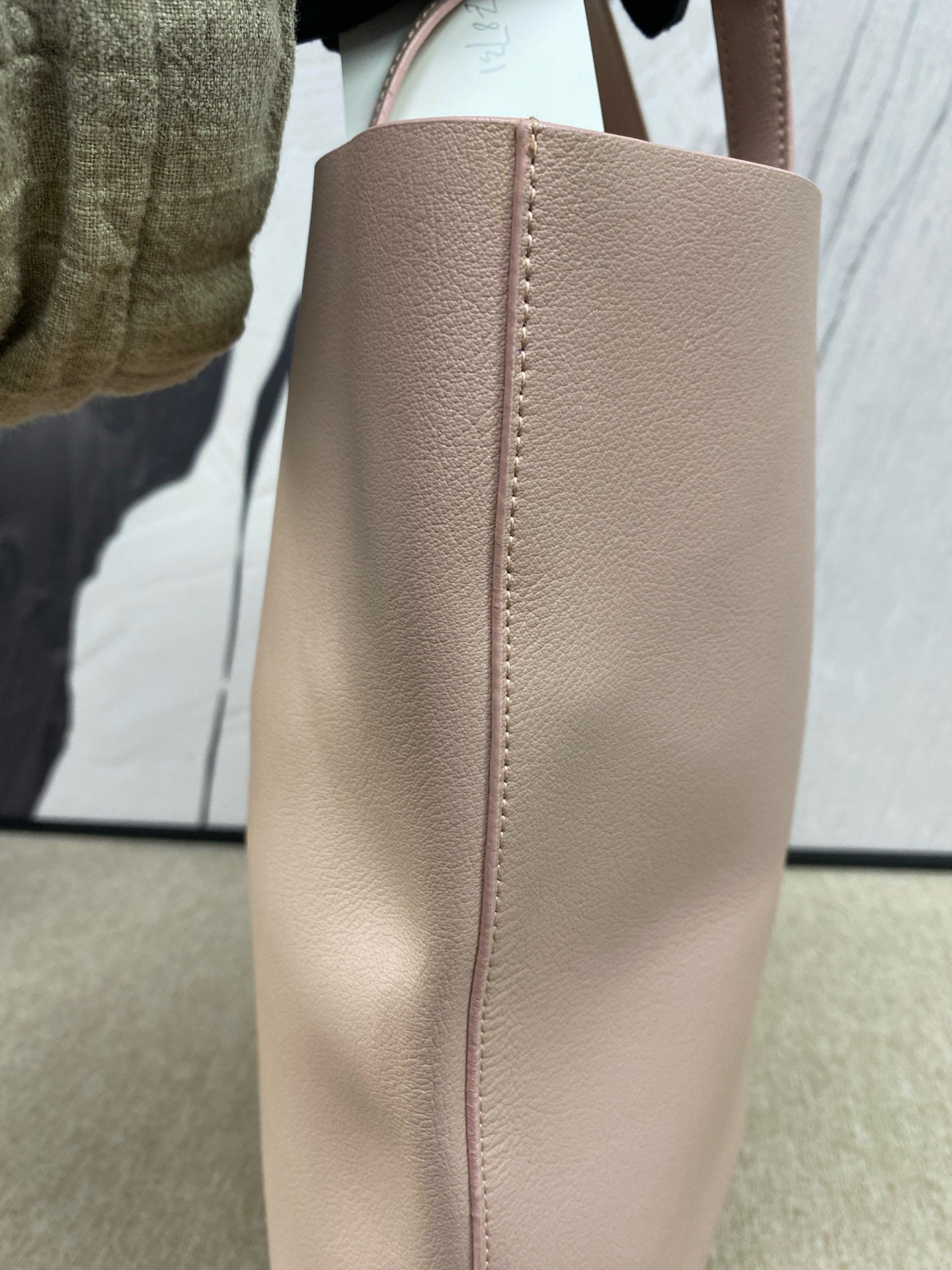 Saint Laurent - Shopping Bag Tote with Pouch - Leather - Pink - (medium)