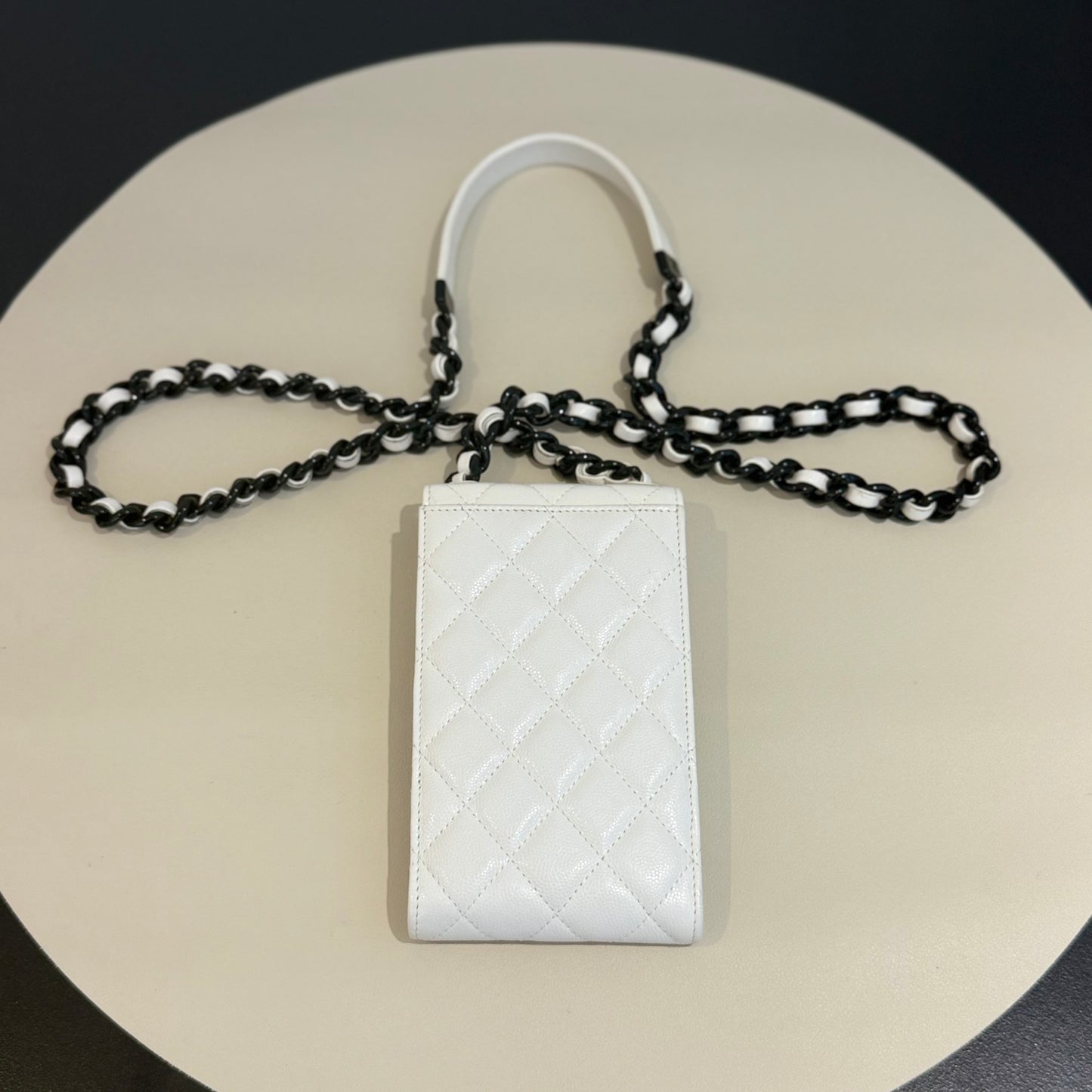 Chanel - Quilted Phone Holder with Chain - Pebbled leather - White - (mini)