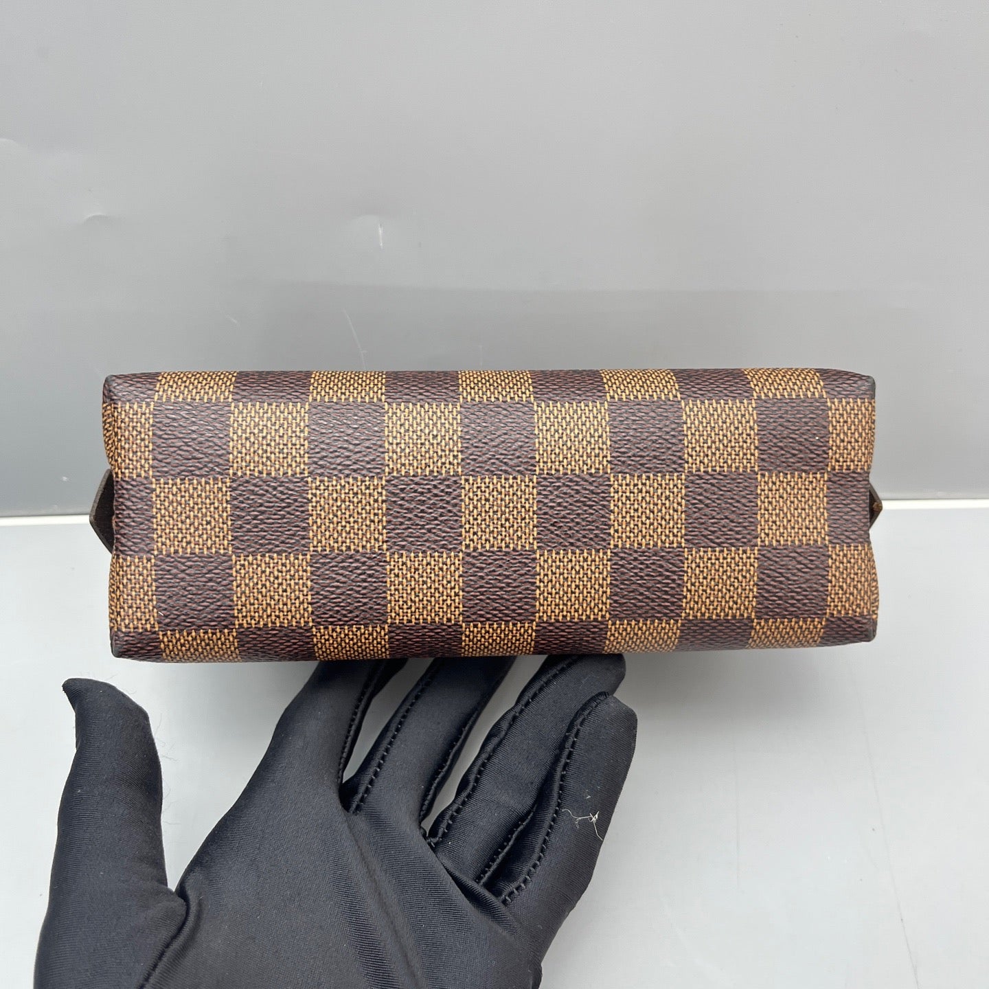 Louis Vuitton - Mini Cosmetic Pouch - Damier Ebene coated canvas with leather trim - Brown - (mini)