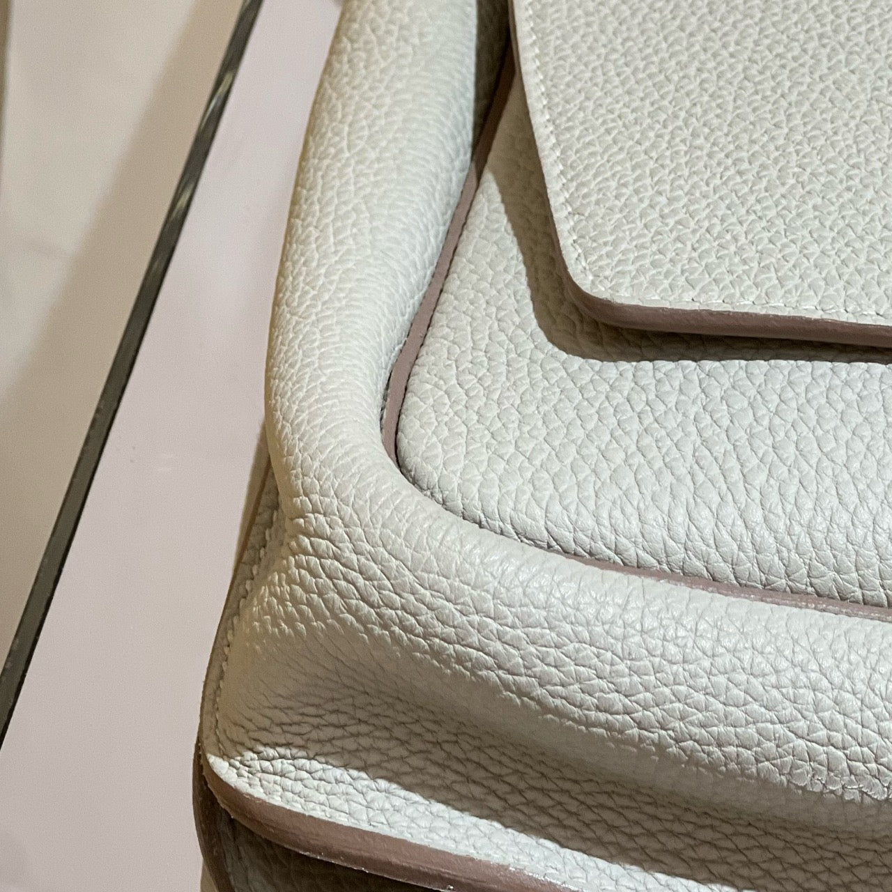 Hermès - Steve Light Junior Messenger Bag - Togo leather - Glacier White - (Medium)