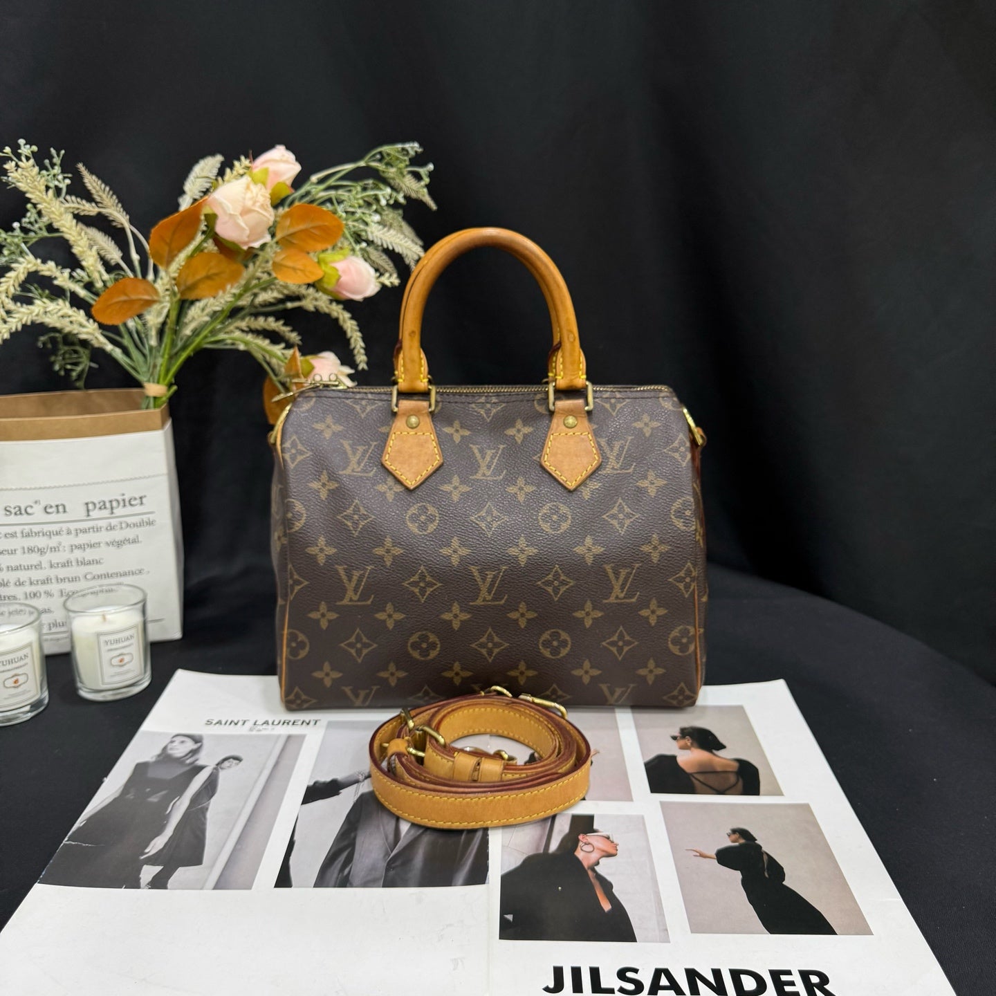Louis Vuitton - Speedy 25 Bandoulière - Monogram coated canvas with Vachetta leather trim - Brown - (Small)