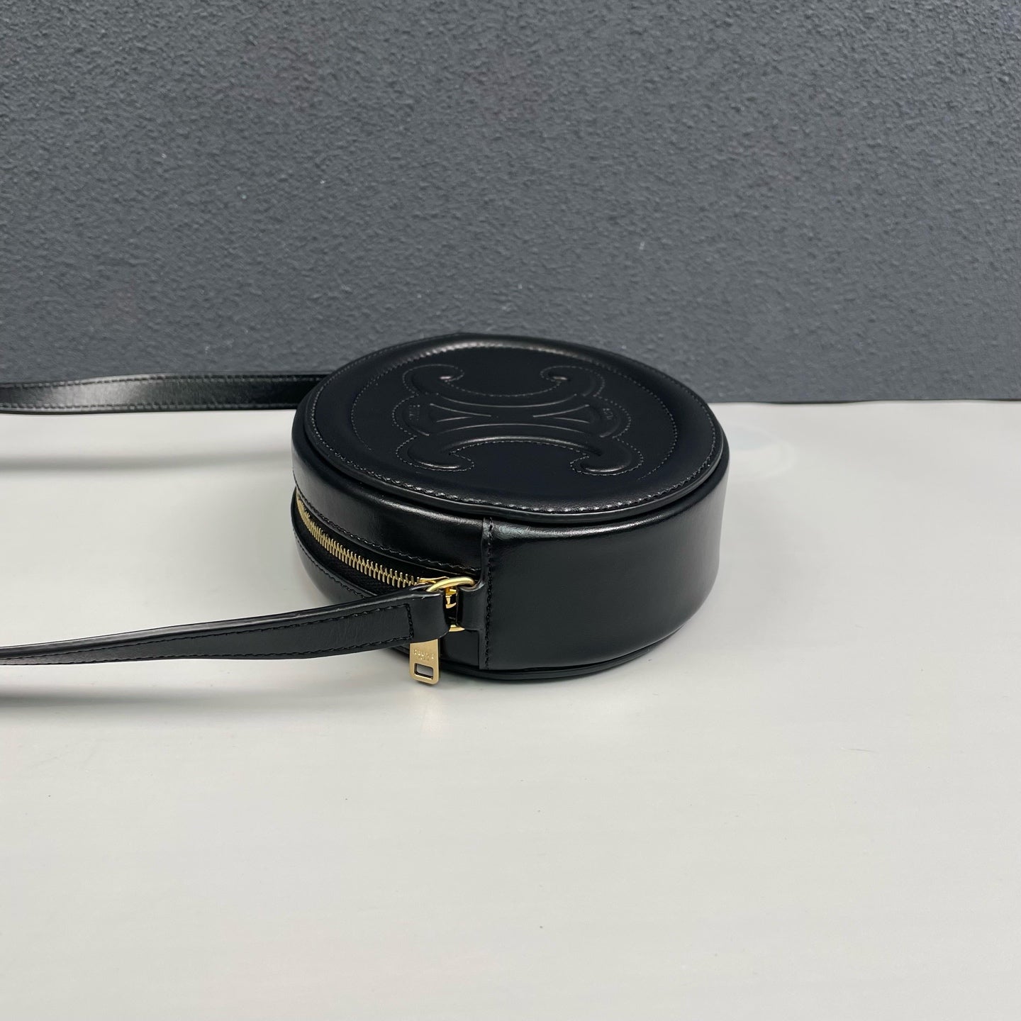 Celine - Triomphe Round Bag - Leather - Black - (mini)